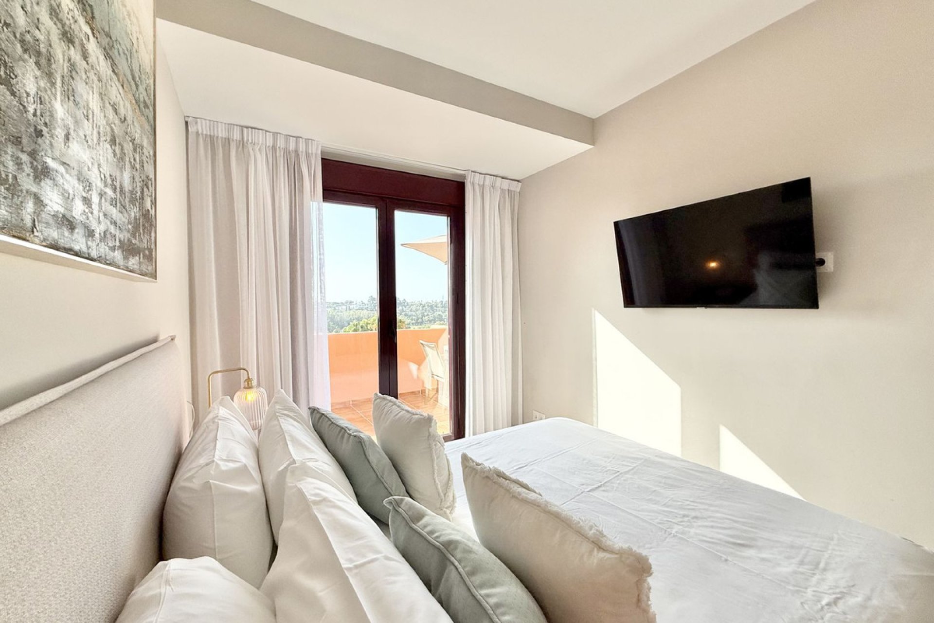 Resale - Apartment - Middle Floor Apartment - Benahavís - Benahavís Centro