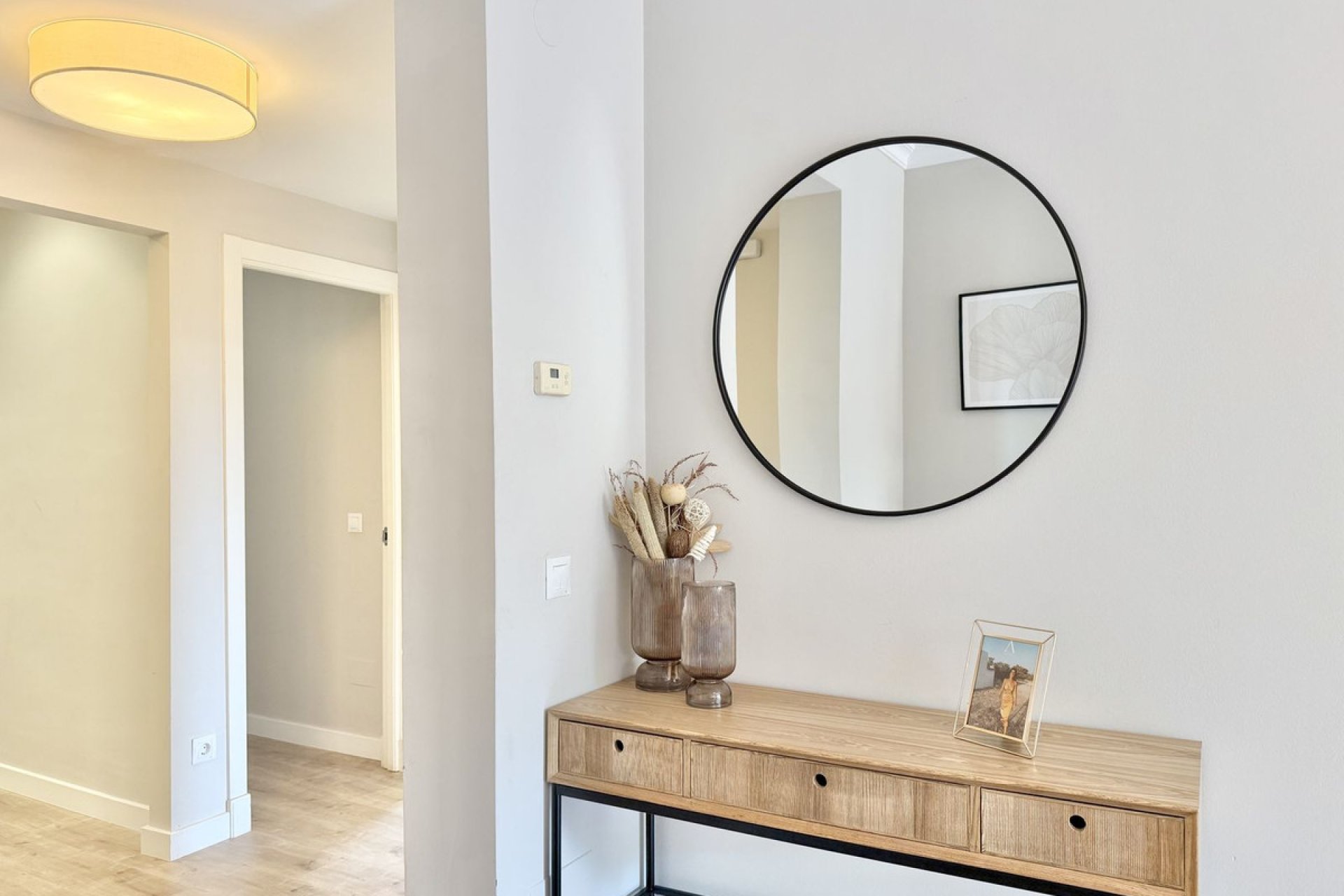 Resale - Apartment - Middle Floor Apartment - Benahavís - Benahavís Centro