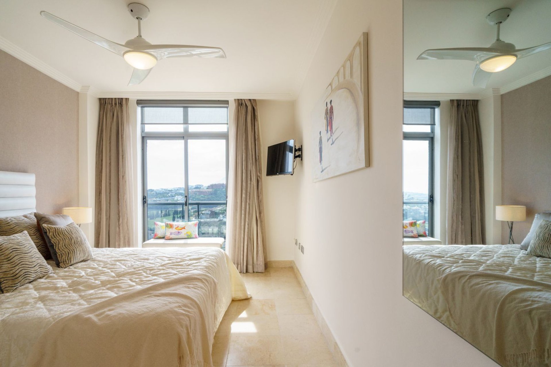 Resale - Apartment - Middle Floor Apartment - Benahavís - Benahavís Centro