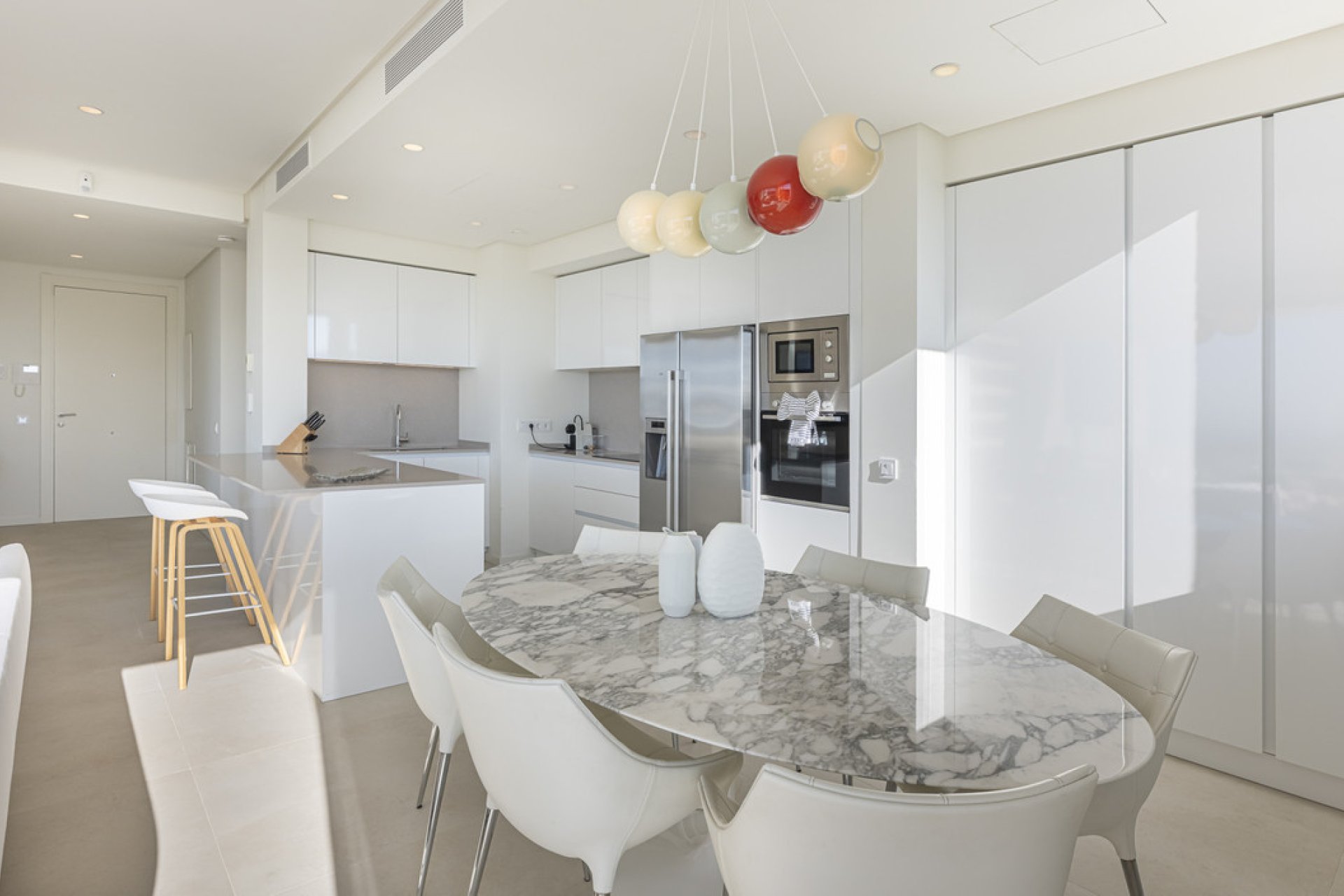 Resale - Apartment - Middle Floor Apartment - Benahavís - Benahavís Centro