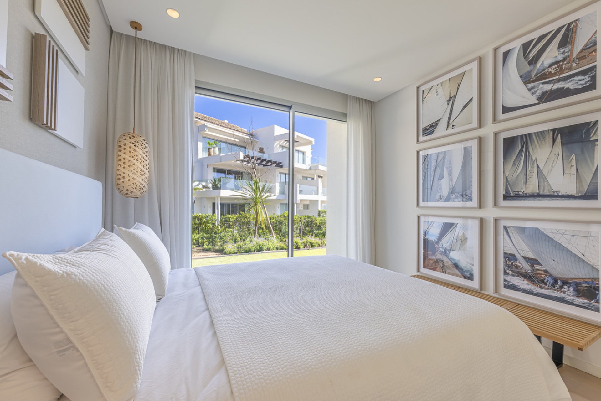 Resale - Apartment - Middle Floor Apartment - Benahavís - Benahavís Centro