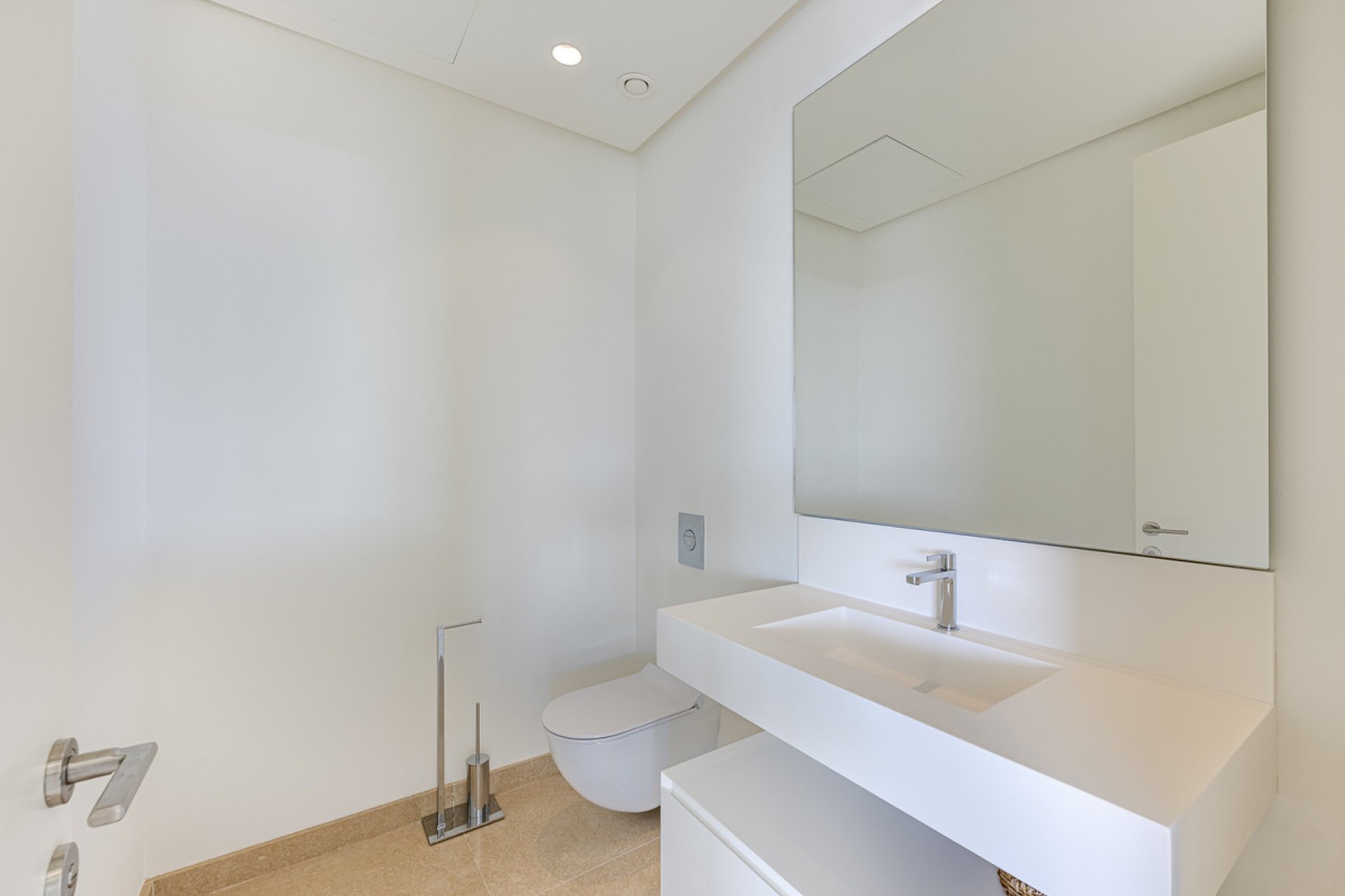 Resale - Apartment - Middle Floor Apartment - Benahavís - Benahavís Centro