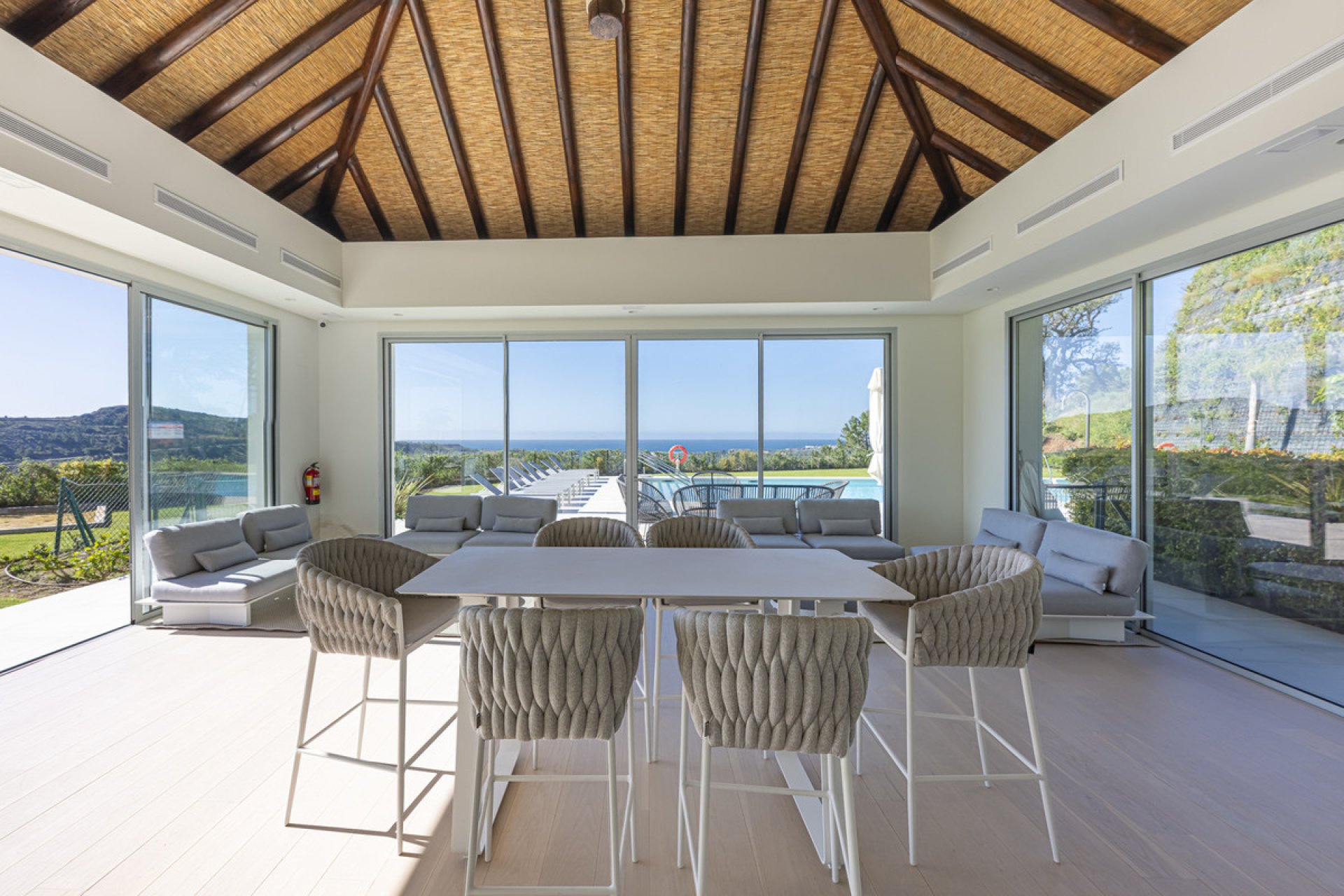 Resale - Apartment - Middle Floor Apartment - Benahavís - Benahavís Centro