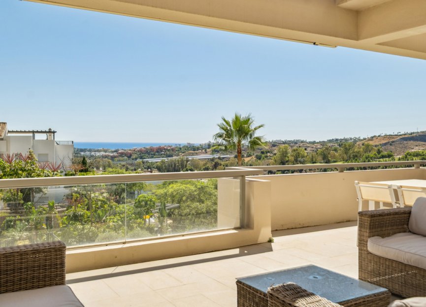 Resale - Apartment - Middle Floor Apartment - Benahavís - Benahavís Centro