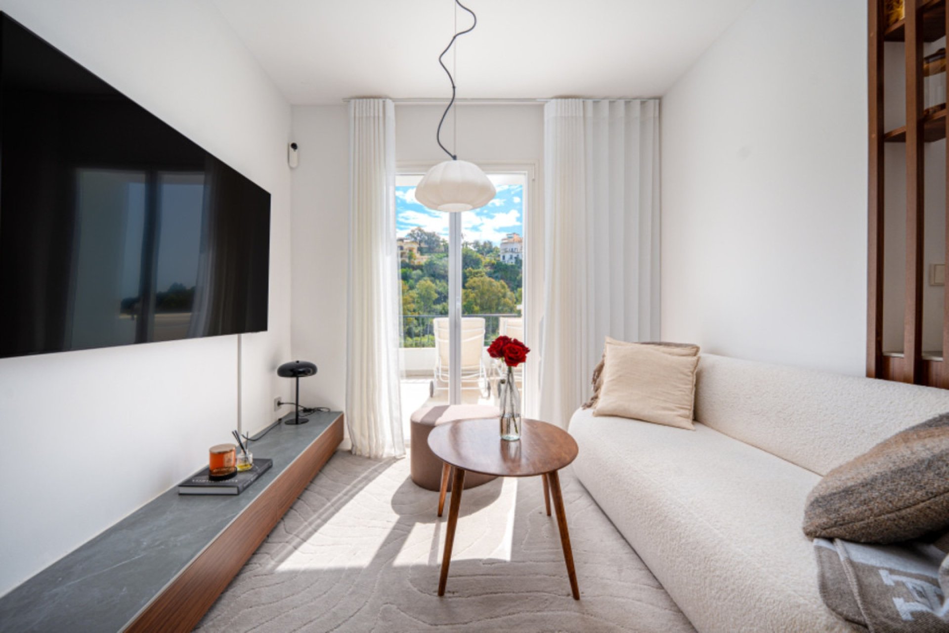 Resale - Apartment - Middle Floor Apartment - Benahavís - Benahavís Centro