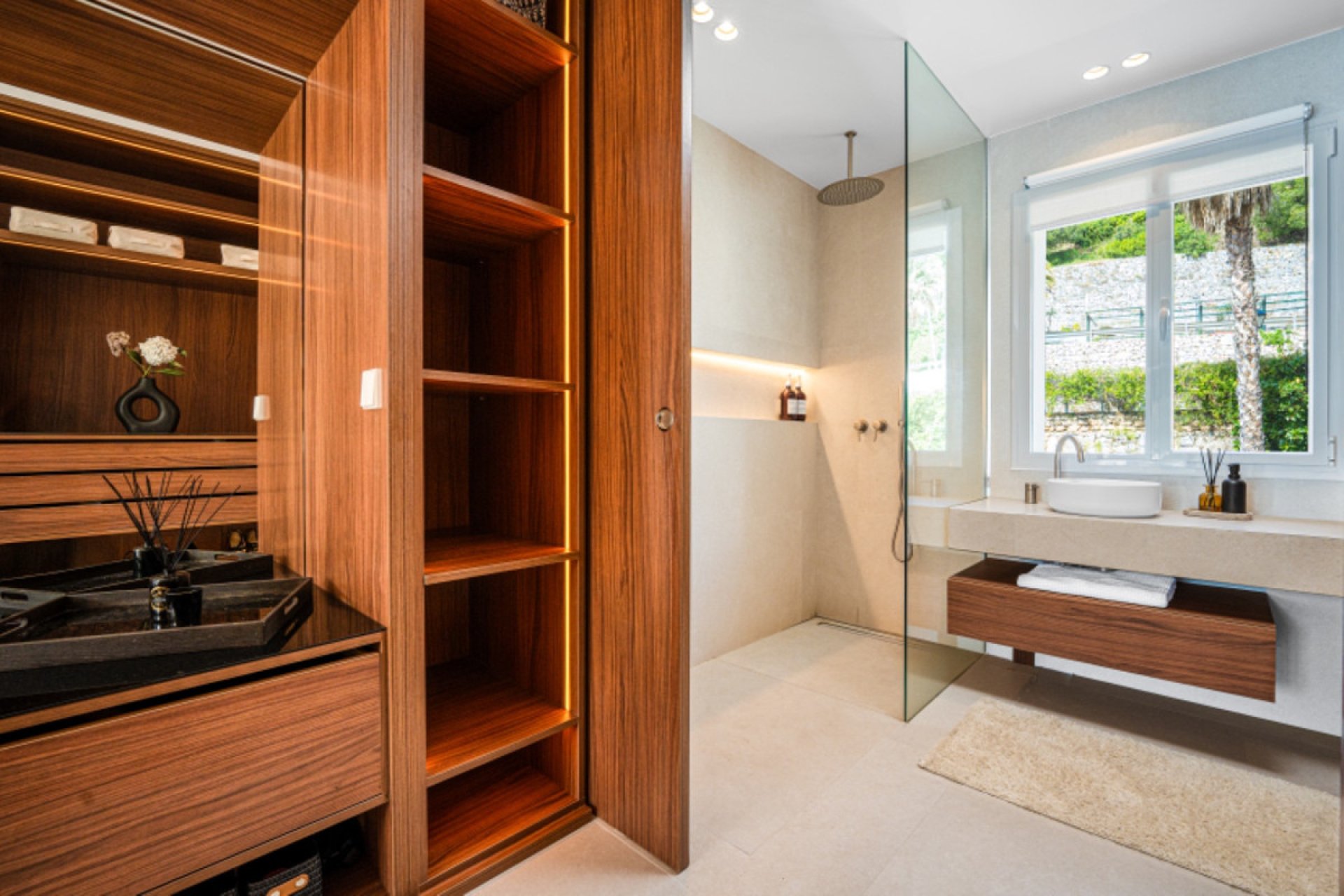 Resale - Apartment - Middle Floor Apartment - Benahavís - Benahavís Centro