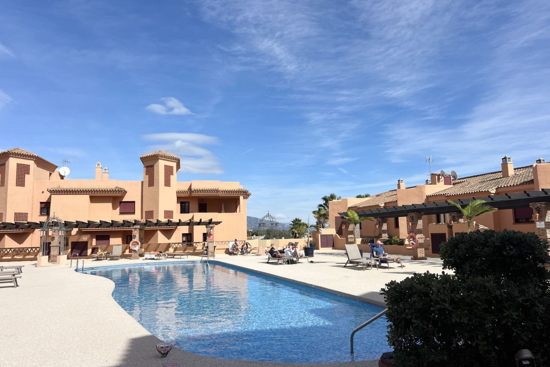 Resale - Apartment - Middle Floor Apartment - Benahavís - Benahavís Centro