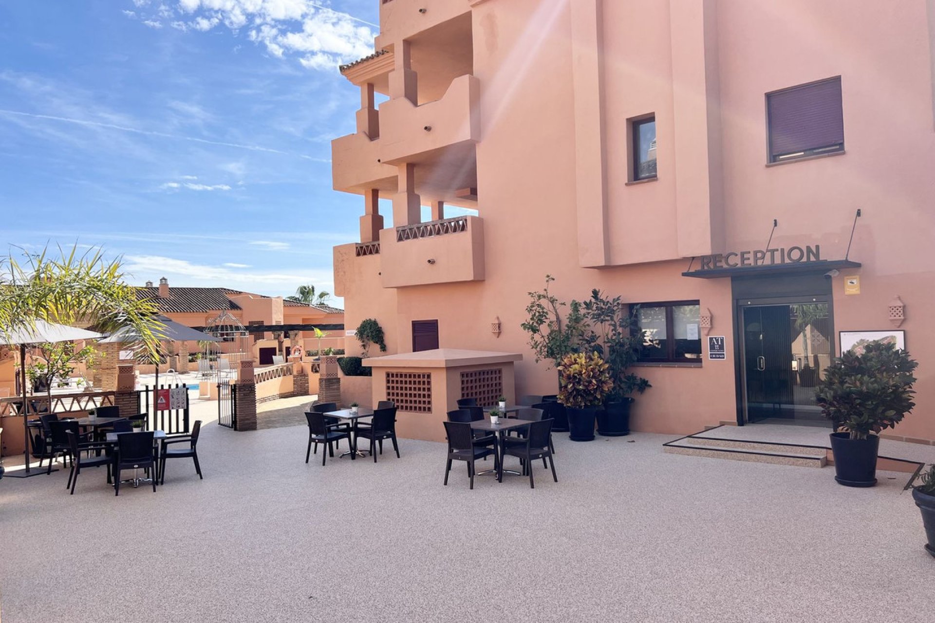 Resale - Apartment - Middle Floor Apartment - Benahavís - Benahavís Centro