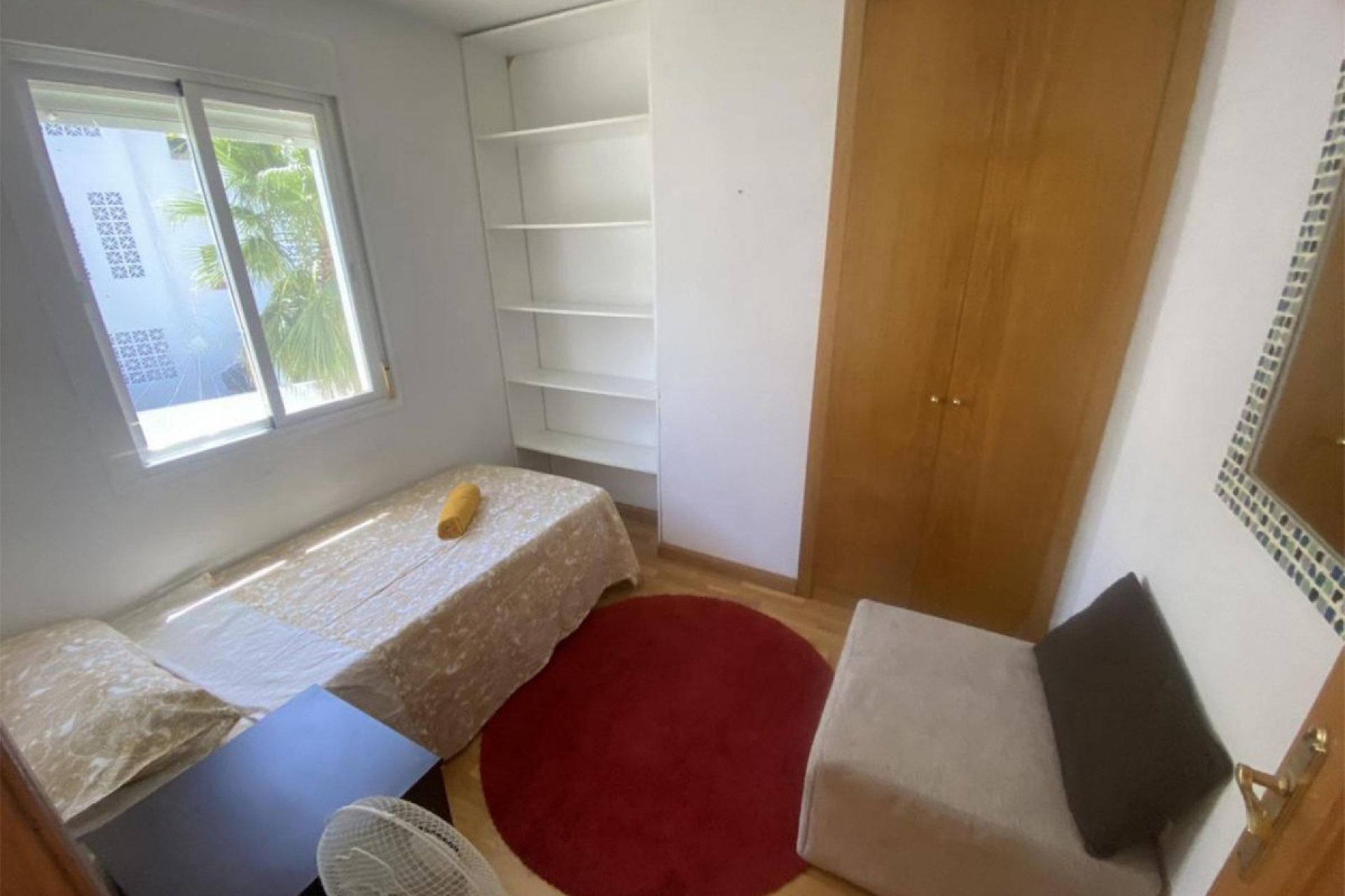 Resale - Apartment - Middle Floor Apartment - Benahavís - Benahavís Centro