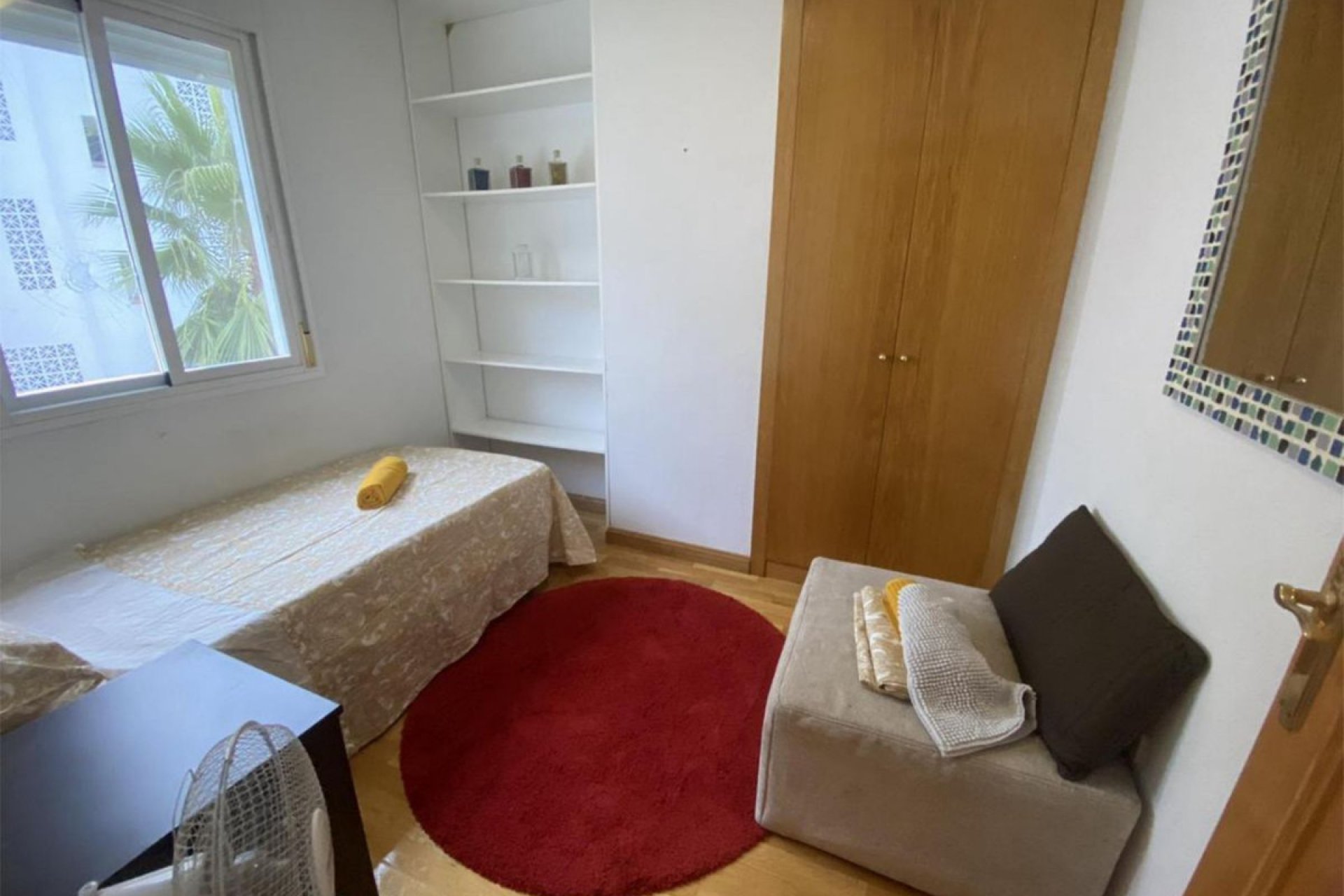 Resale - Apartment - Middle Floor Apartment - Benahavís - Benahavís Centro