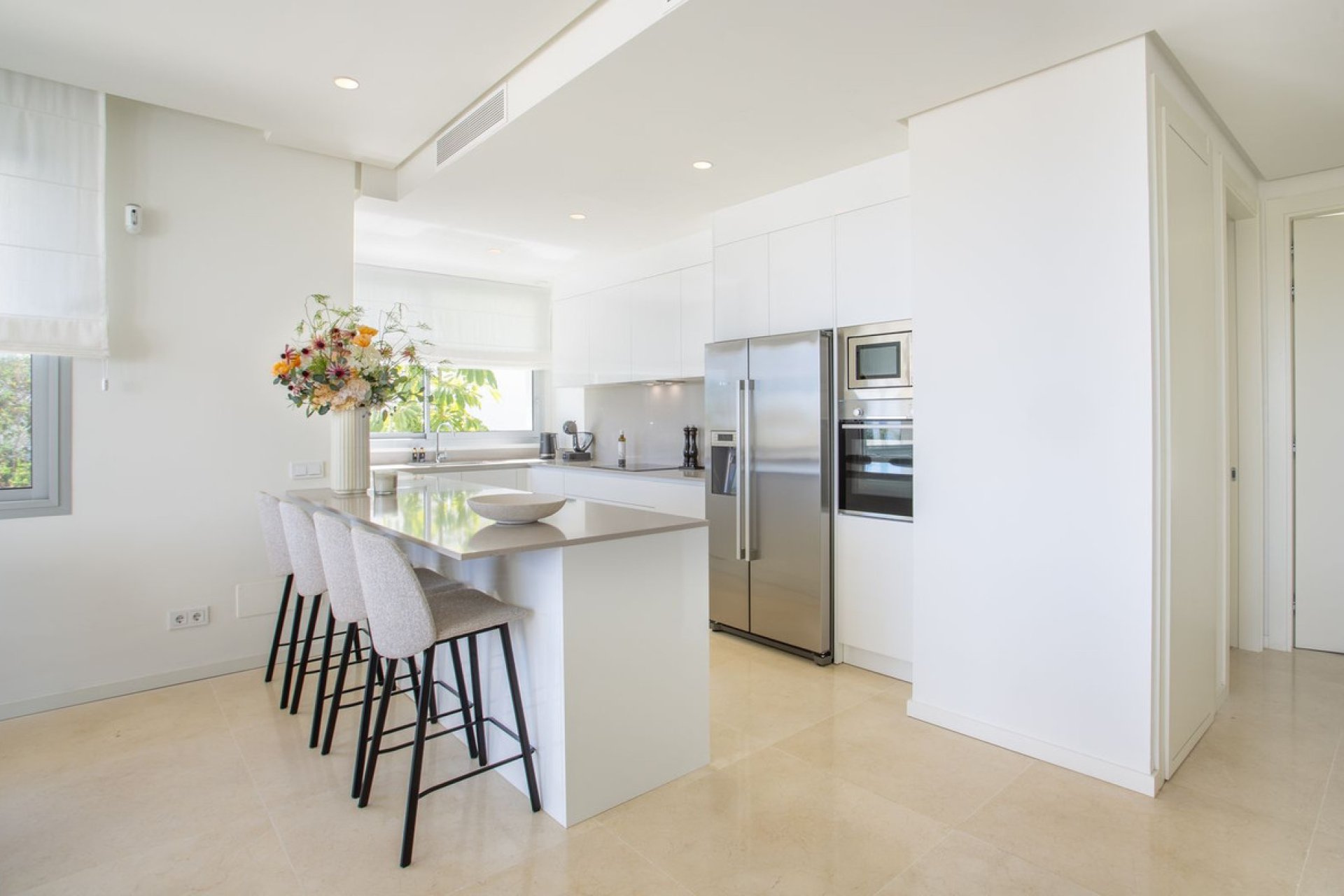 Resale - Apartment - Middle Floor Apartment - Benahavís - Benahavís Centro