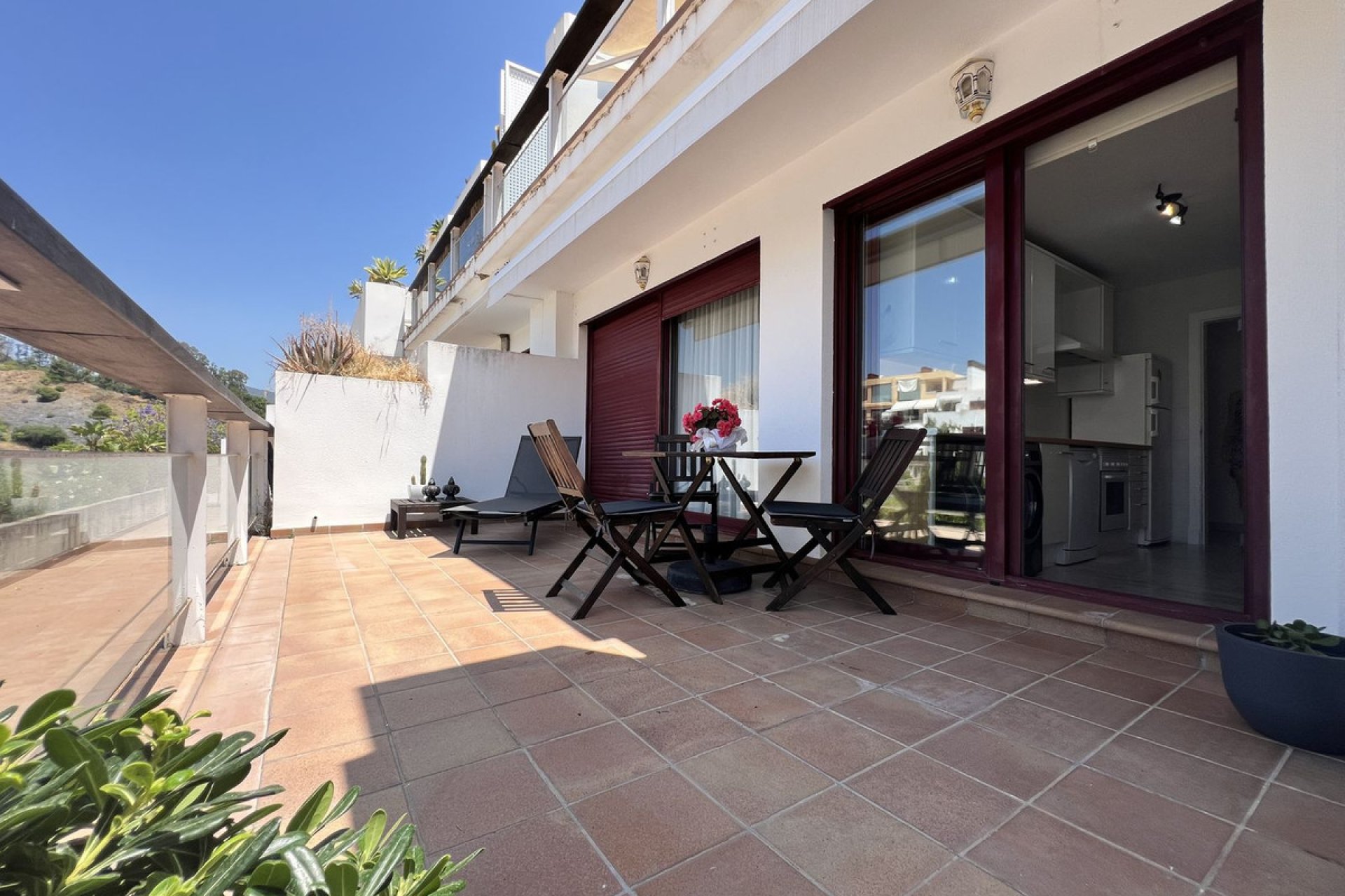 Resale - Apartment - Middle Floor Apartment - Benahavís - Benahavís Centro