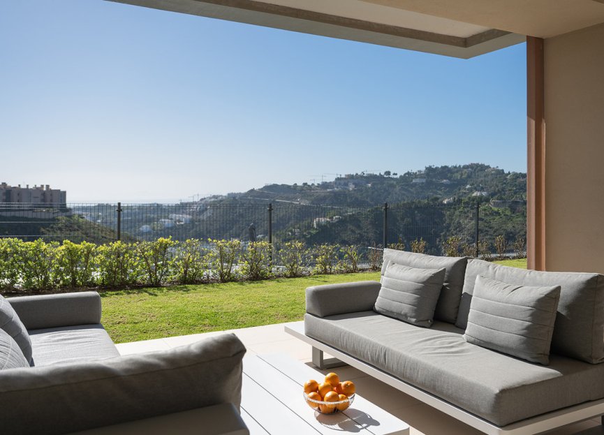 Resale - Apartment - Middle Floor Apartment - Benahavís - Benahavís Centro