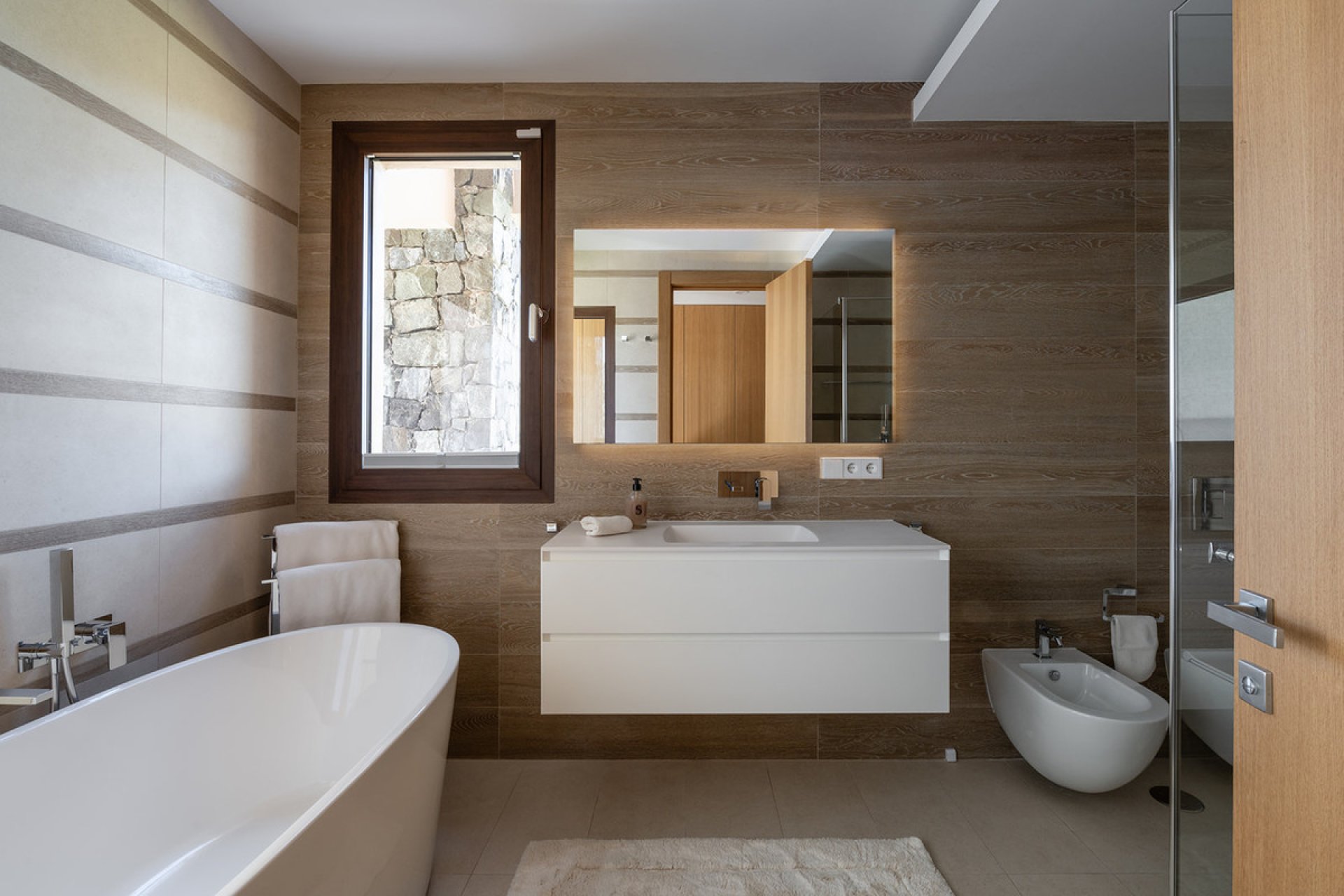 Resale - Apartment - Middle Floor Apartment - Benahavís - Benahavís Centro