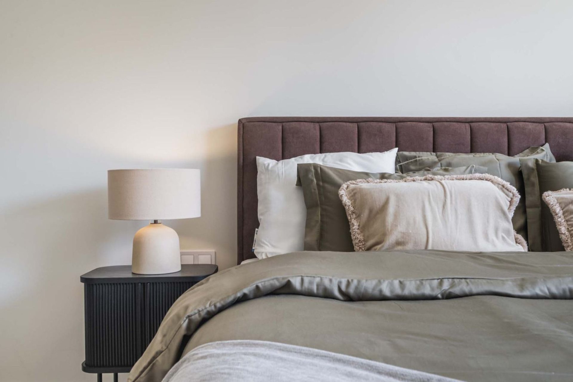 Resale - Apartment - Middle Floor Apartment - Benahavís - Benahavís Centro