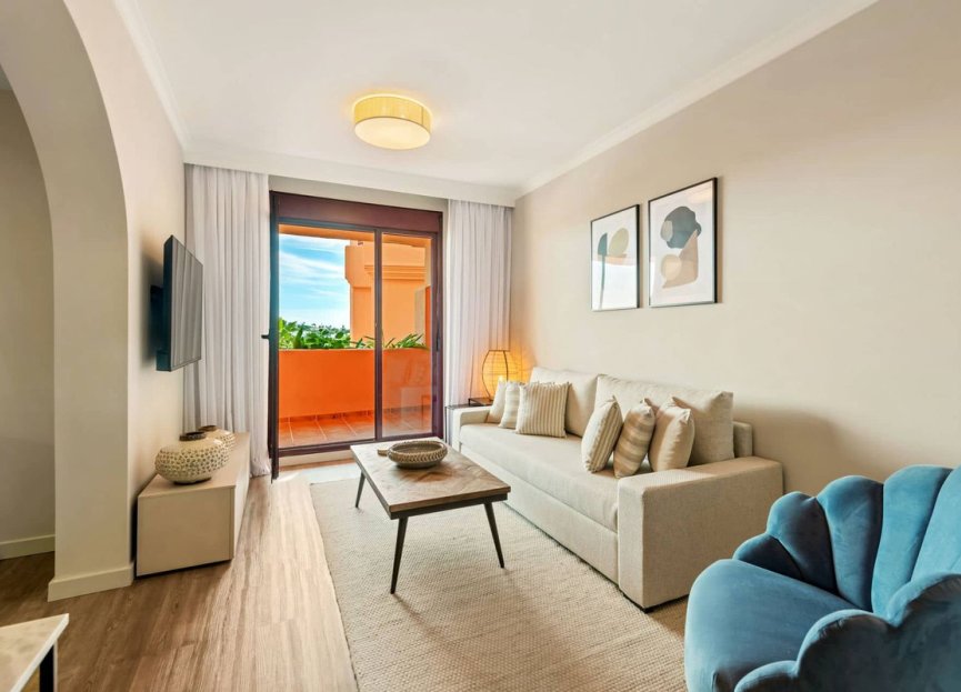 Resale - Apartment - Middle Floor Apartment - Benahavís - Benahavís Centro