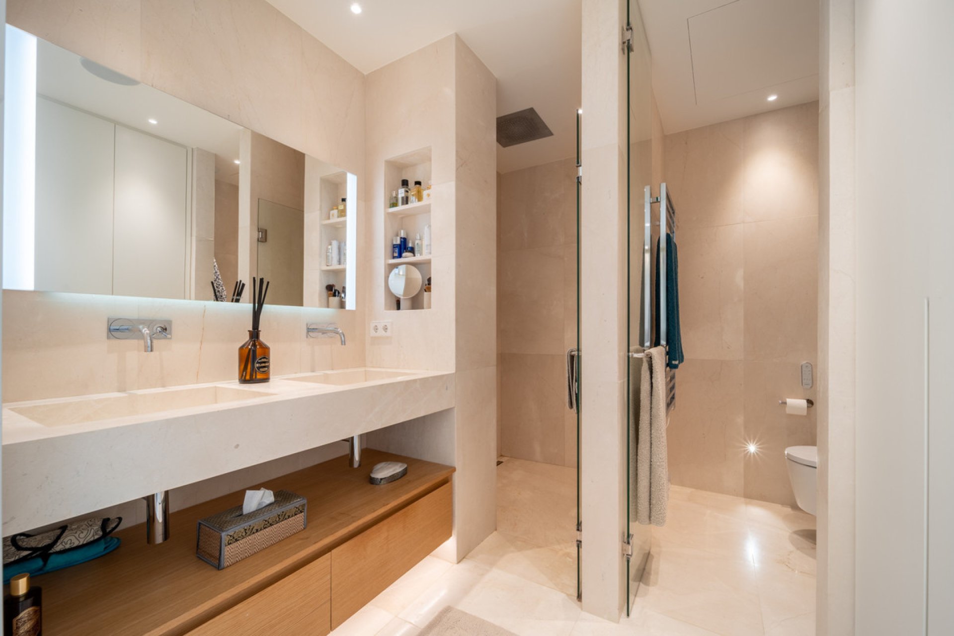 Resale - Apartment - Middle Floor Apartment - Benahavís - La Quinta