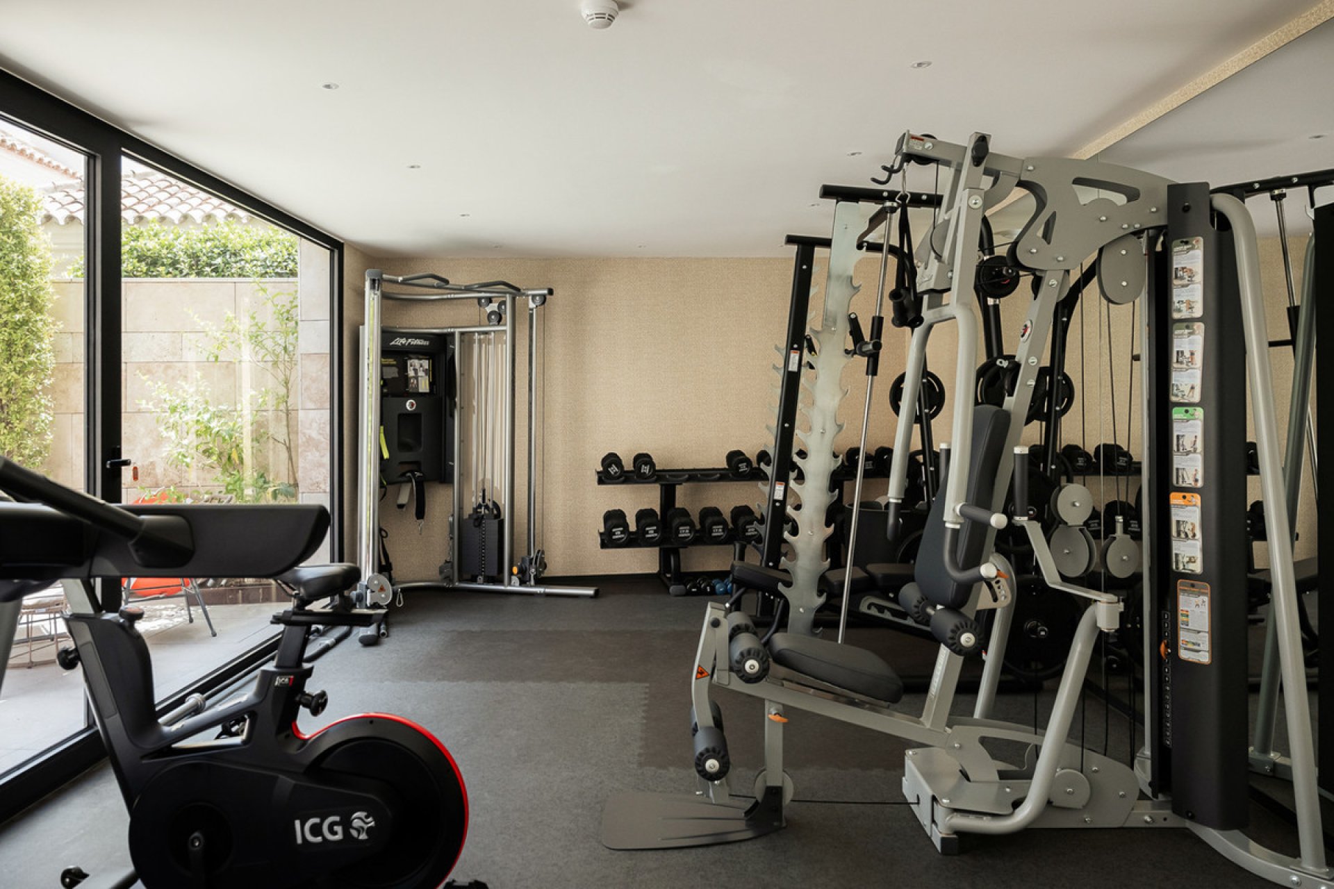 Resale - Apartment - Middle Floor Apartment - Benahavís - La Quinta