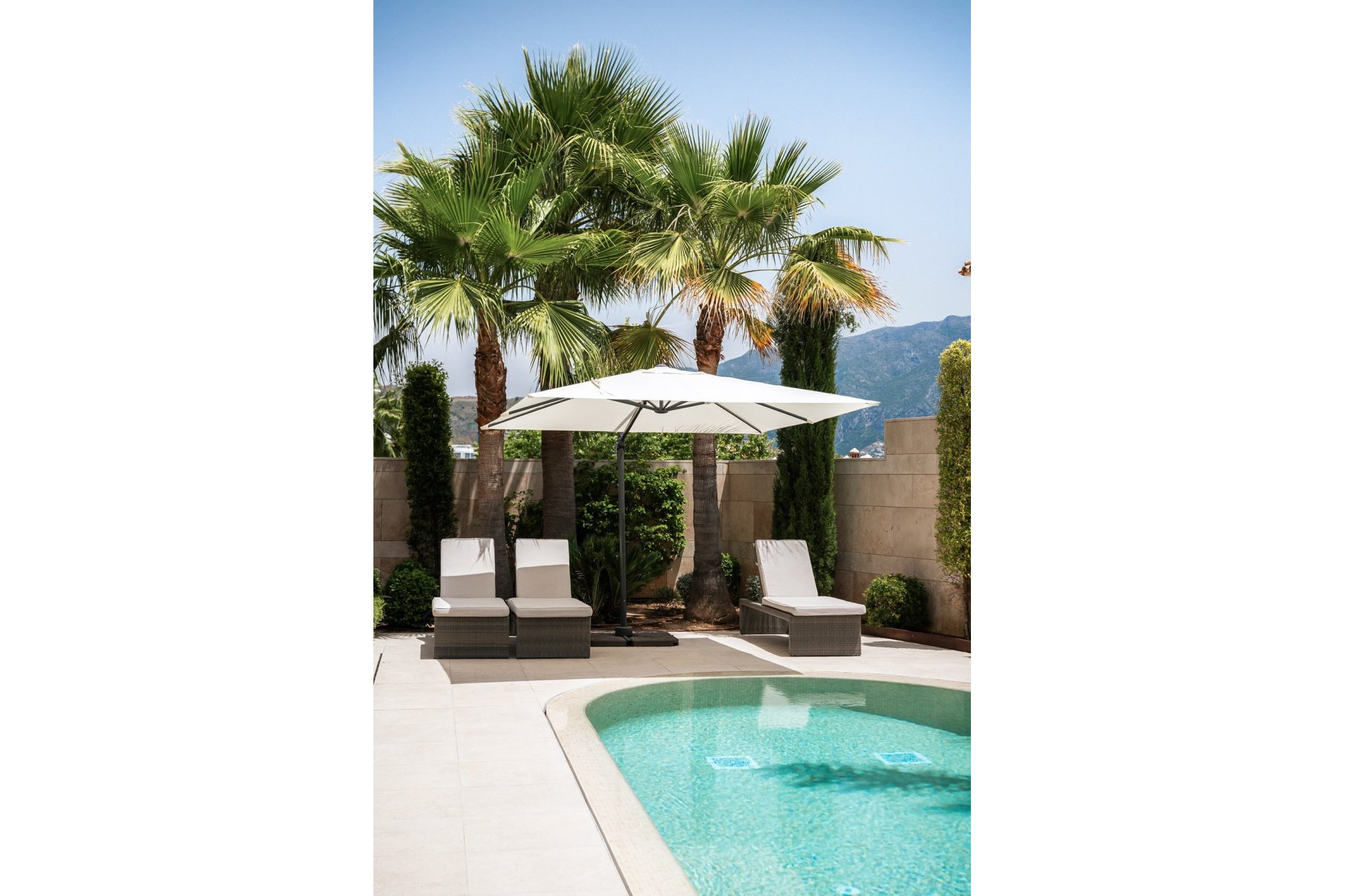 Resale - Apartment - Middle Floor Apartment - Benahavís - La Quinta