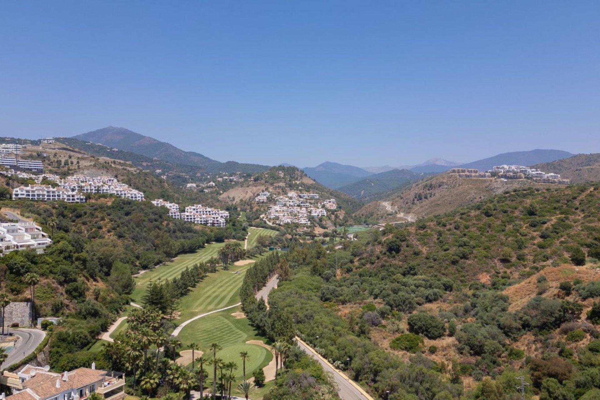 Resale - Apartment - Middle Floor Apartment - Benahavís - La Quinta