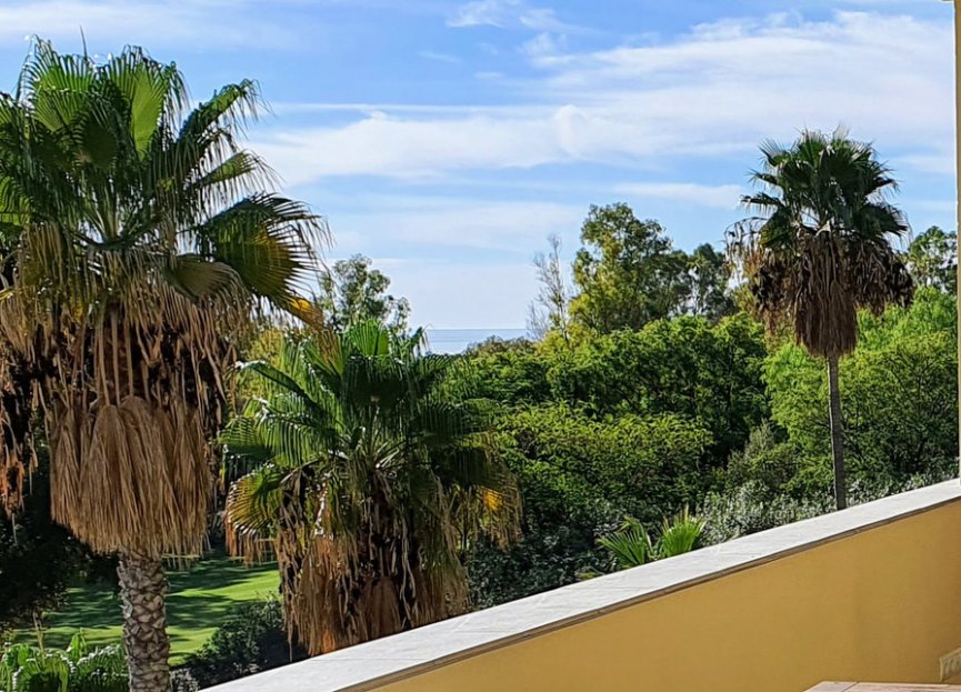 Resale - Apartment - Middle Floor Apartment - Benahavís - La Quinta