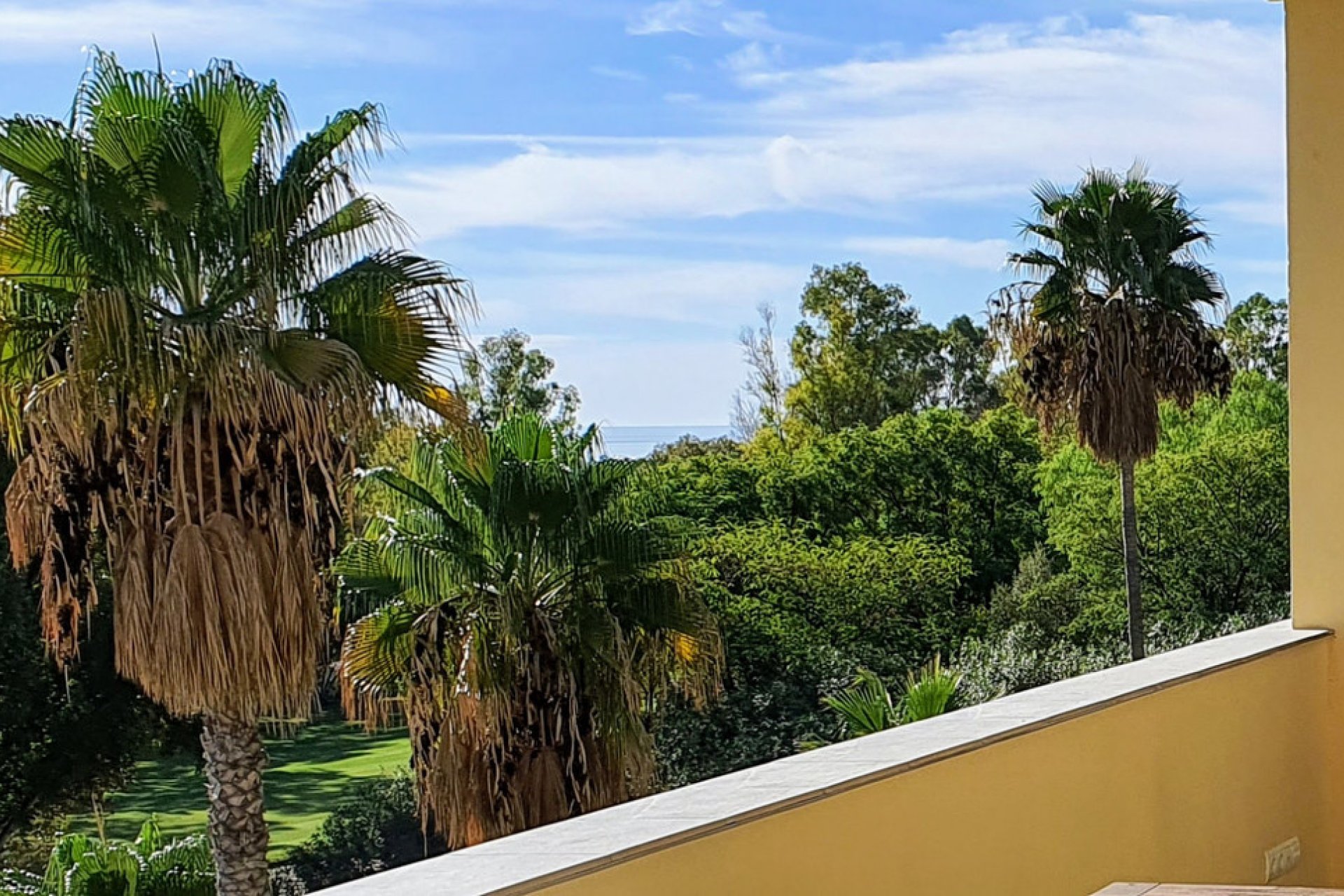 Resale - Apartment - Middle Floor Apartment - Benahavís - La Quinta