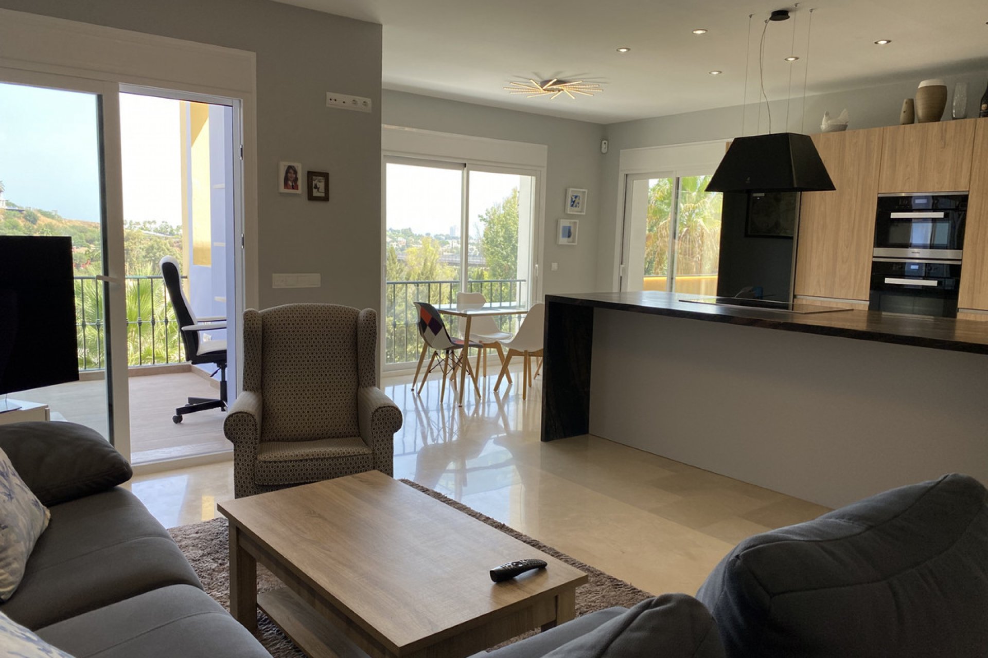 Resale - Apartment - Middle Floor Apartment - Benahavís - La Quinta