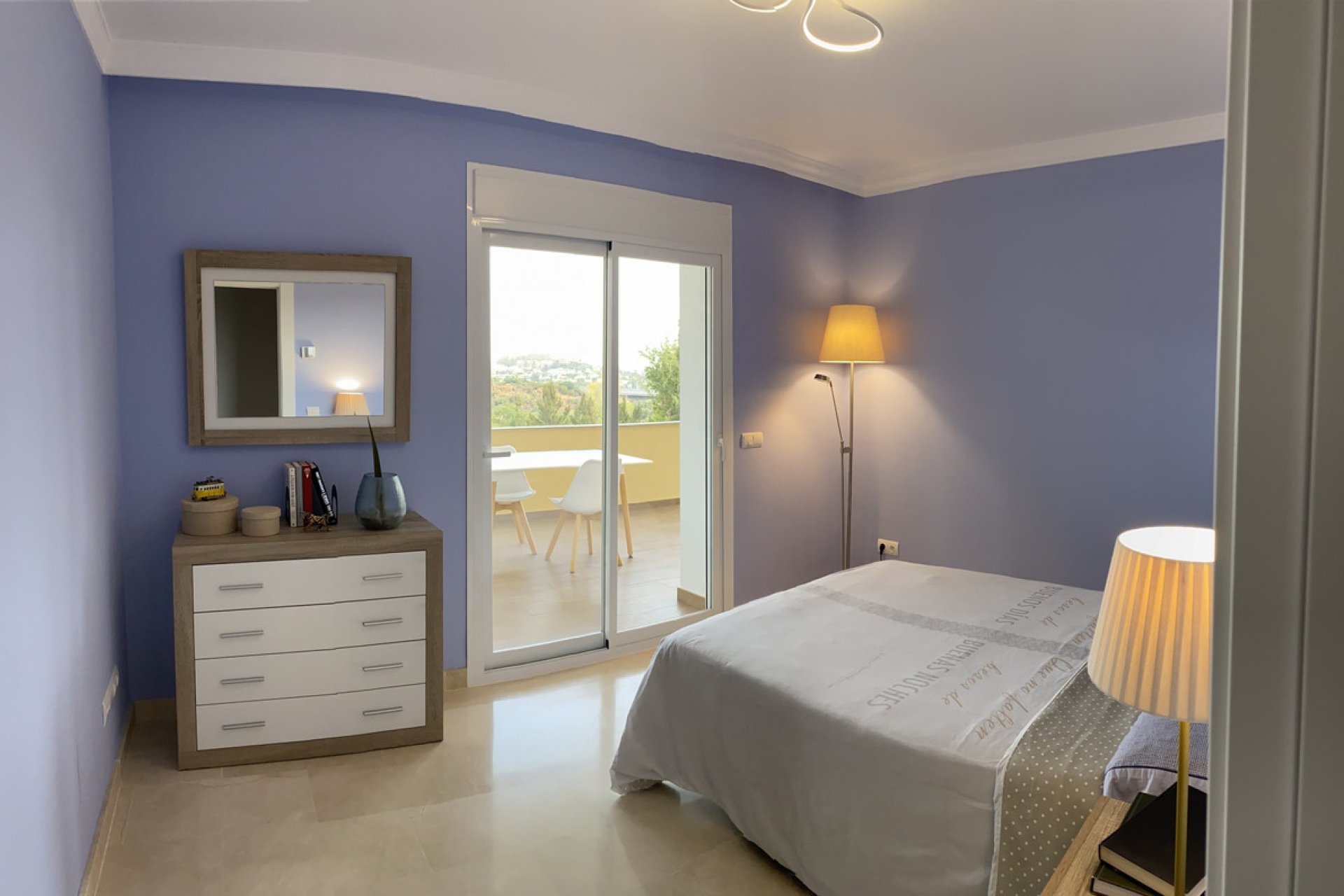 Resale - Apartment - Middle Floor Apartment - Benahavís - La Quinta