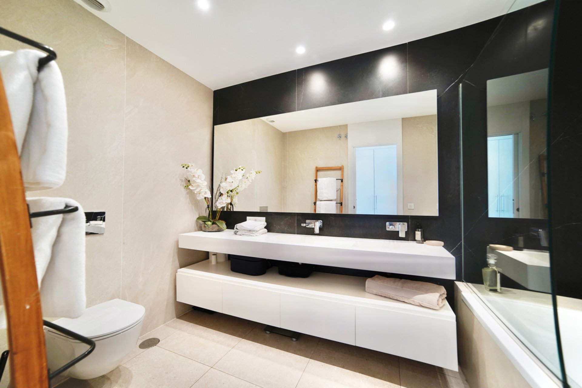 Resale - Apartment - Middle Floor Apartment - Benahavís - La Quinta