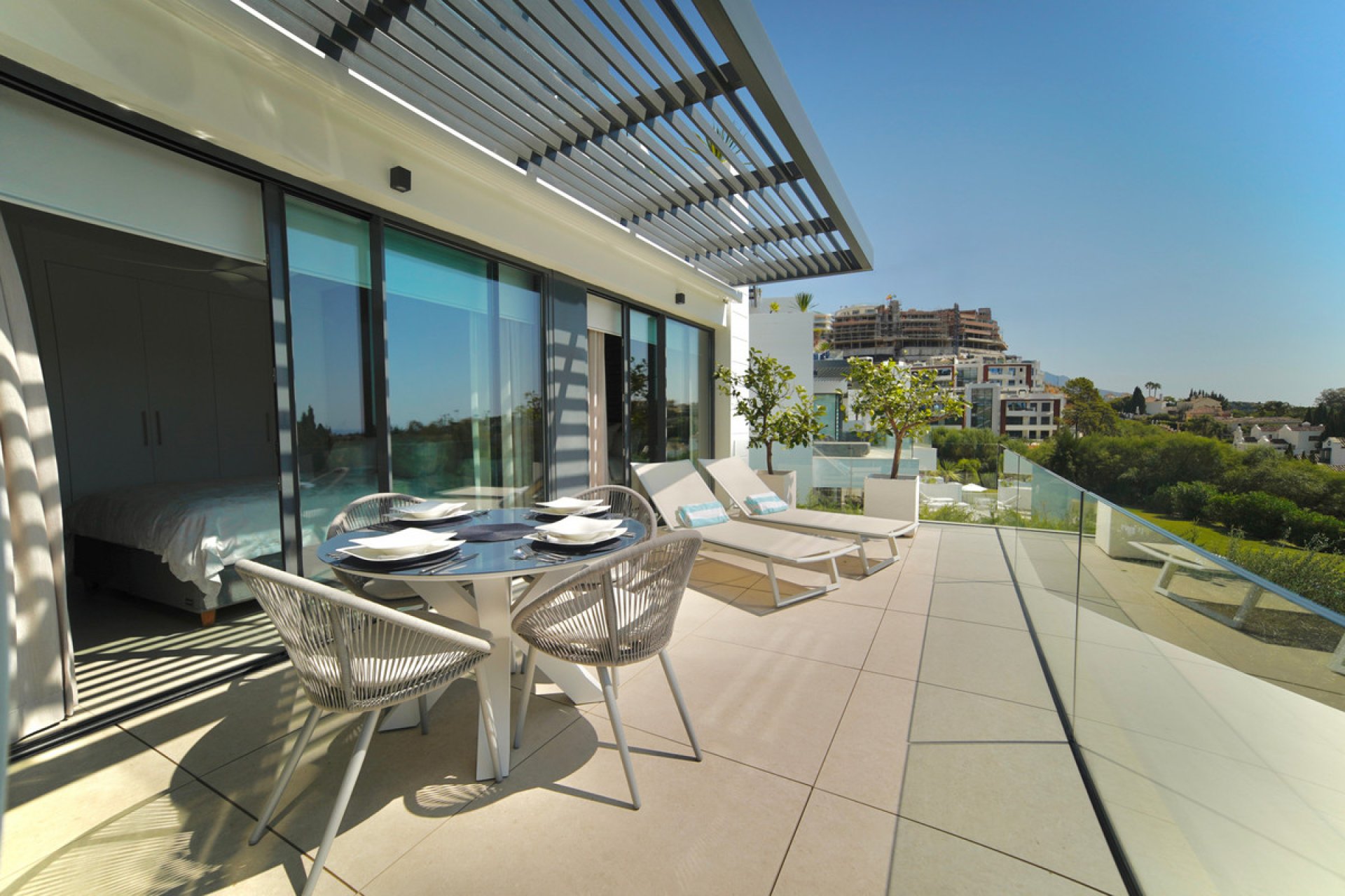 Resale - Apartment - Middle Floor Apartment - Benahavís - La Quinta