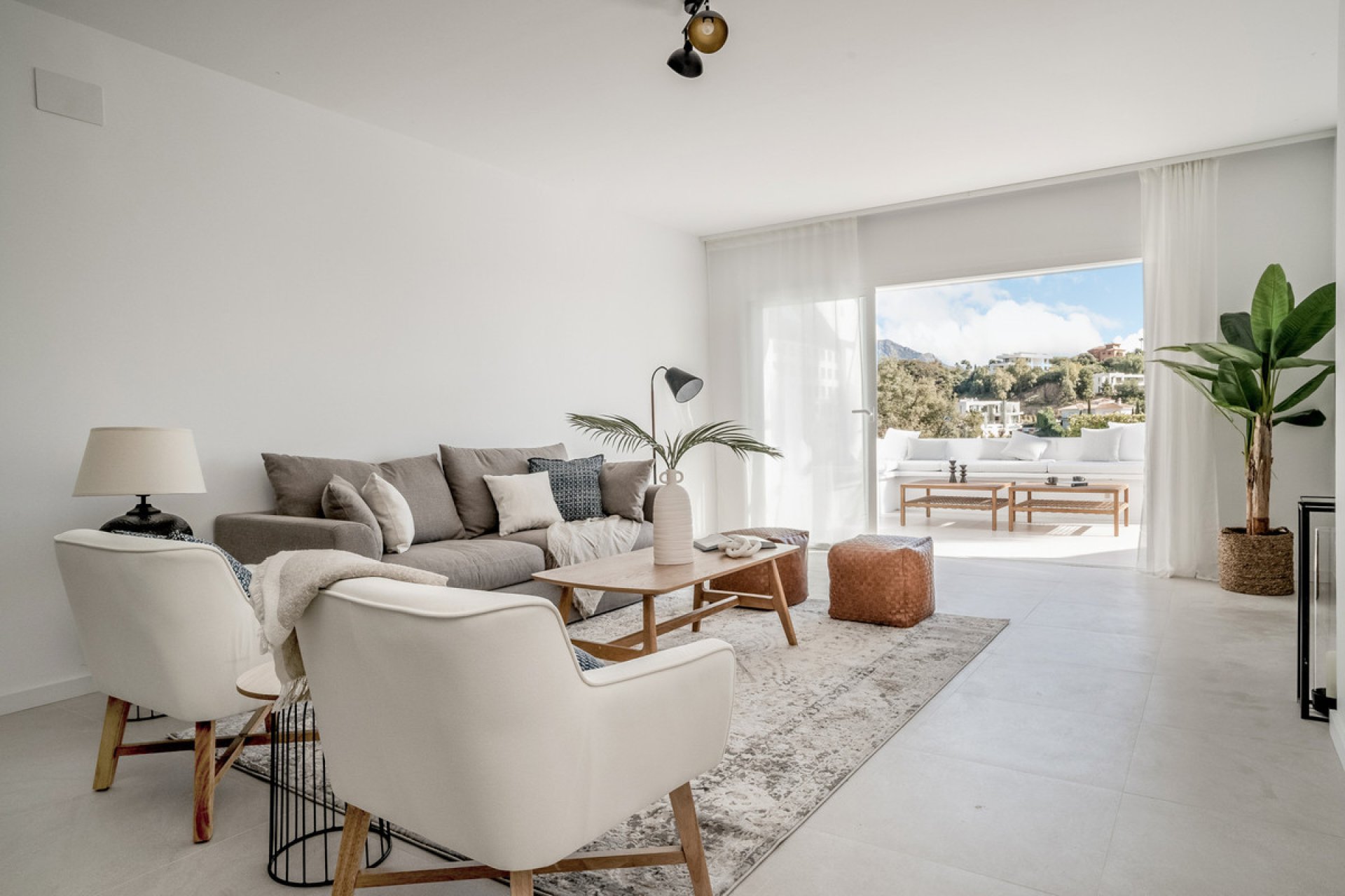 Resale - Apartment - Middle Floor Apartment - Benahavís - La Quinta