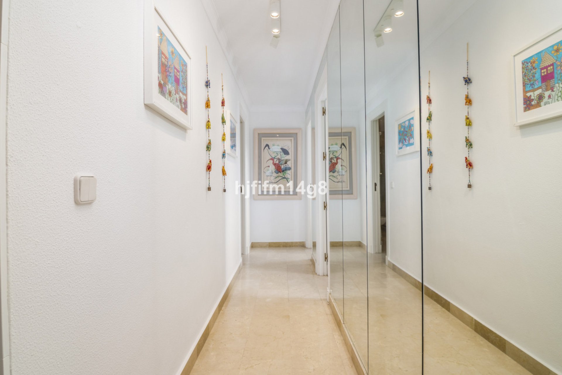 Resale - Apartment - Middle Floor Apartment - Benahavís - La Quinta