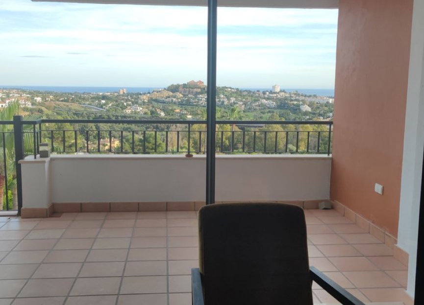 Resale - Apartment - Middle Floor Apartment - Benahavís - La Quinta