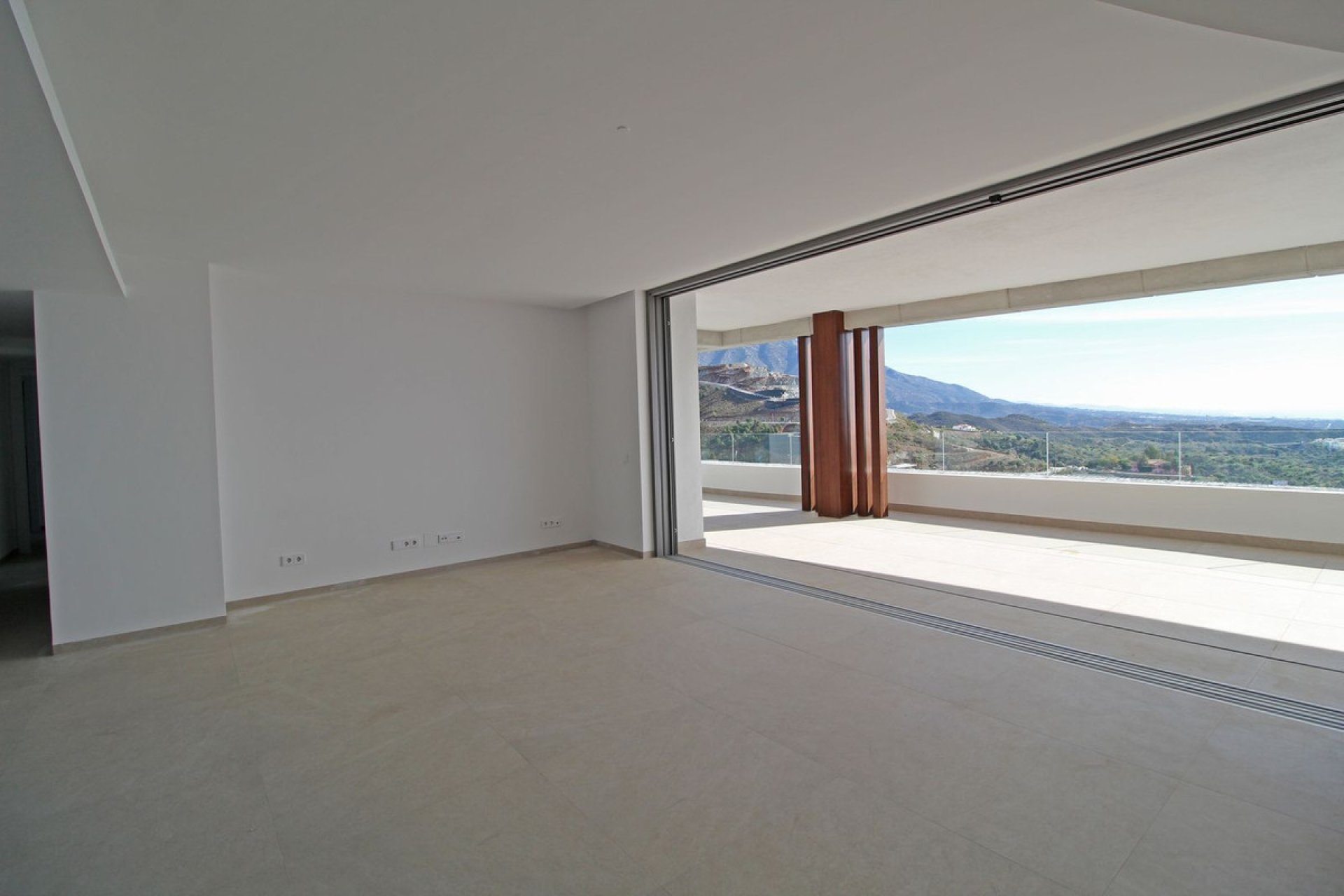 Resale - Apartment - Middle Floor Apartment - Benahavís - La Quinta