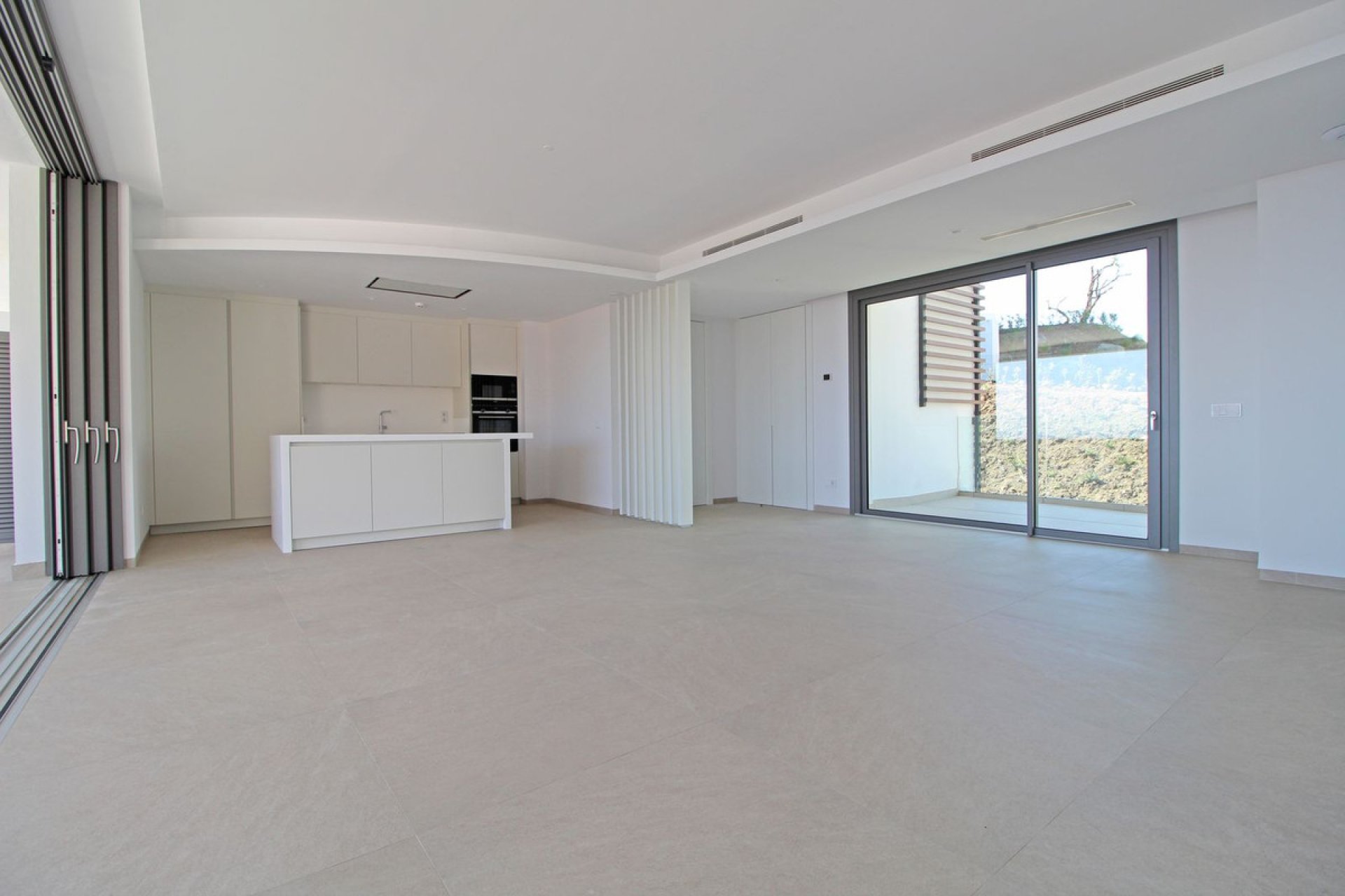 Resale - Apartment - Middle Floor Apartment - Benahavís - La Quinta