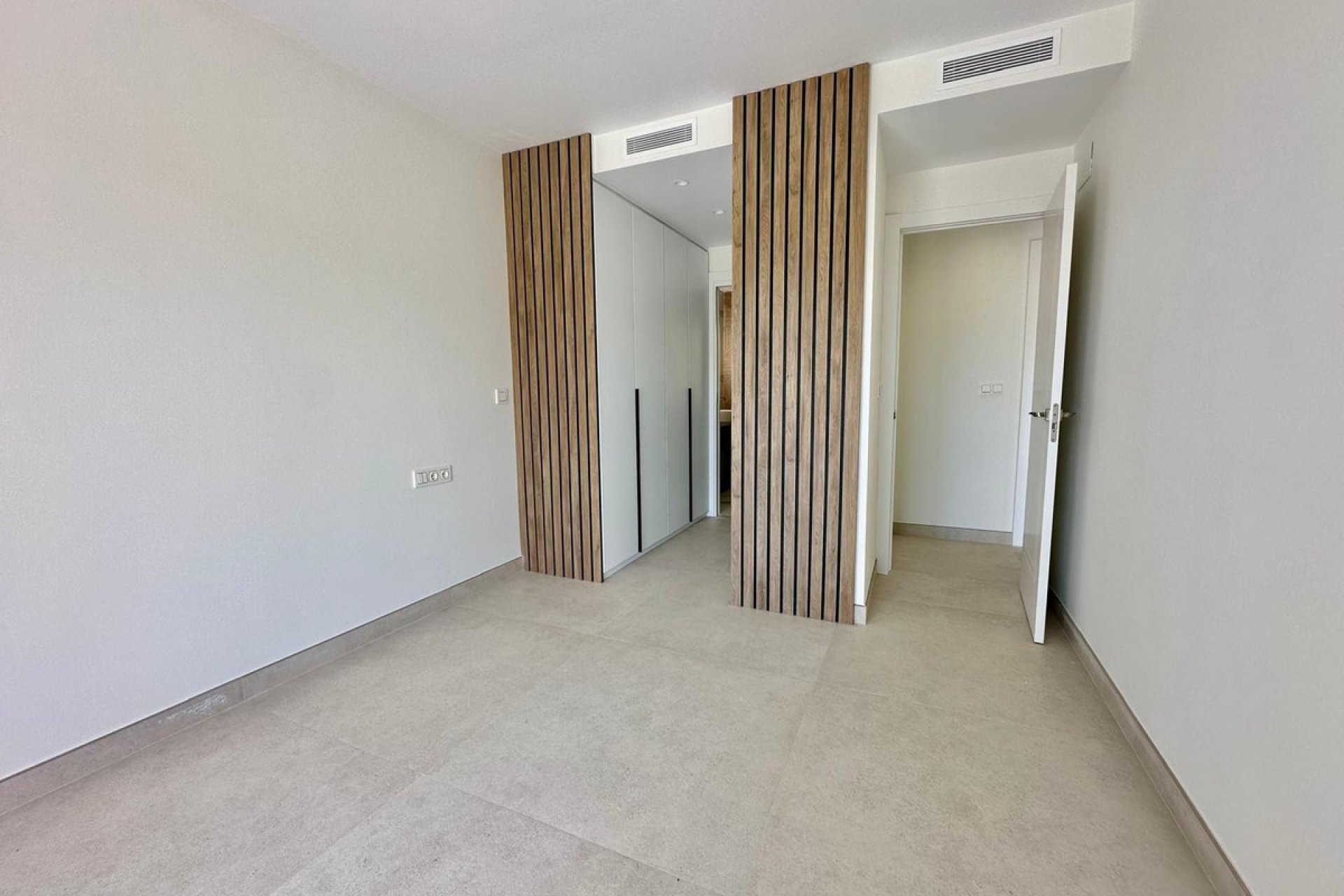 Resale - Apartment - Middle Floor Apartment - Benahavís - La Quinta