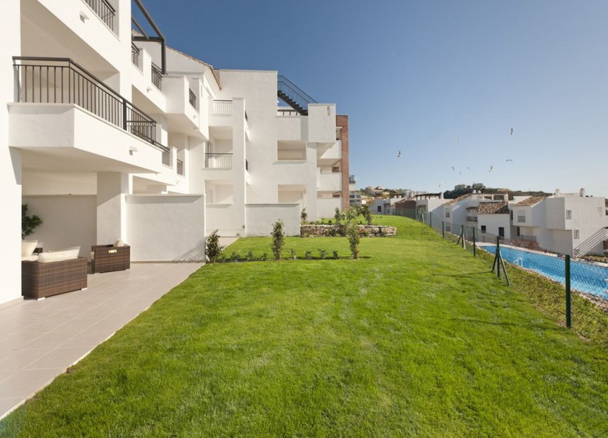 Resale - Apartment - Middle Floor Apartment - Benahavís - Los Arqueros