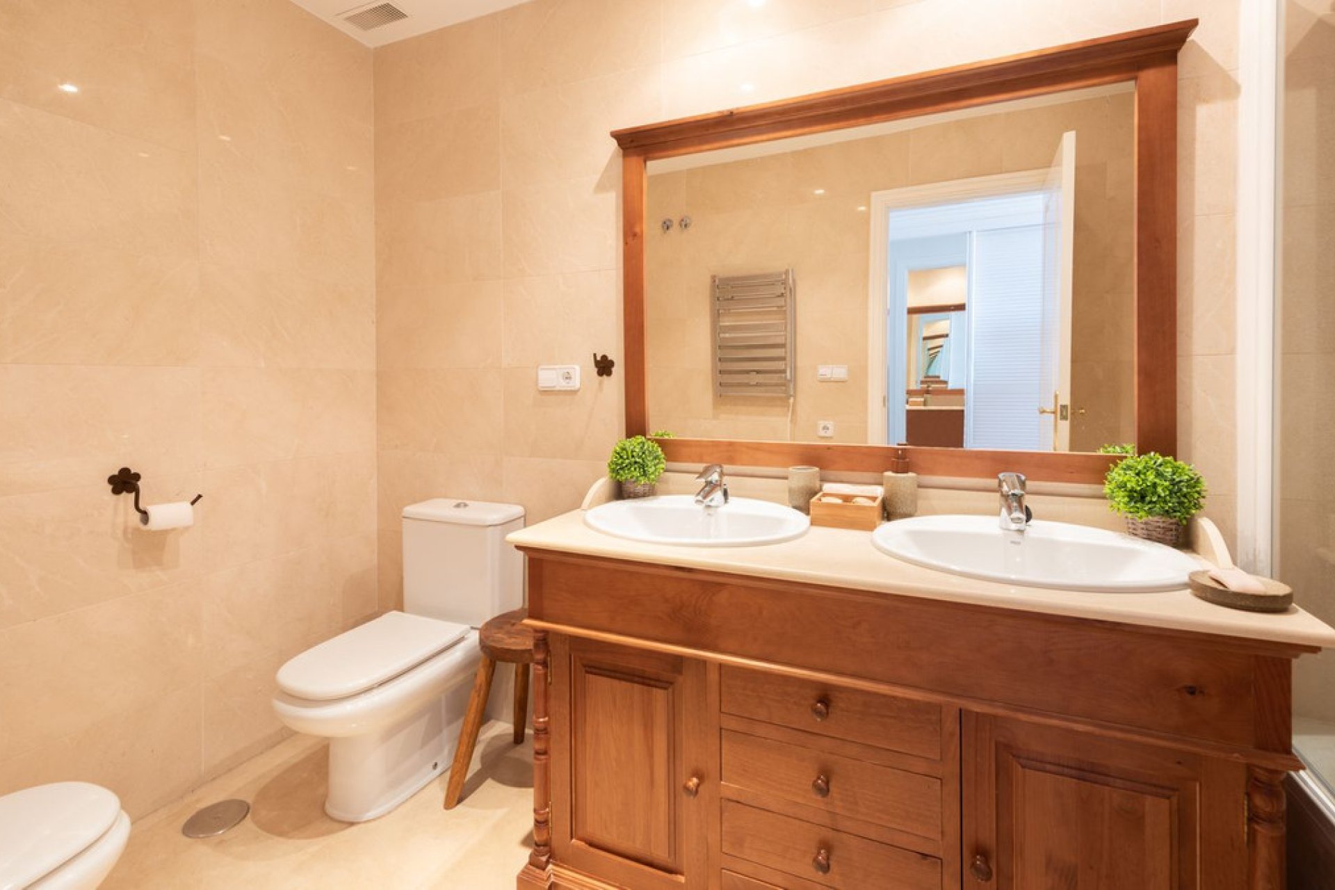 Resale - Apartment - Middle Floor Apartment - Benahavís - Los Arqueros