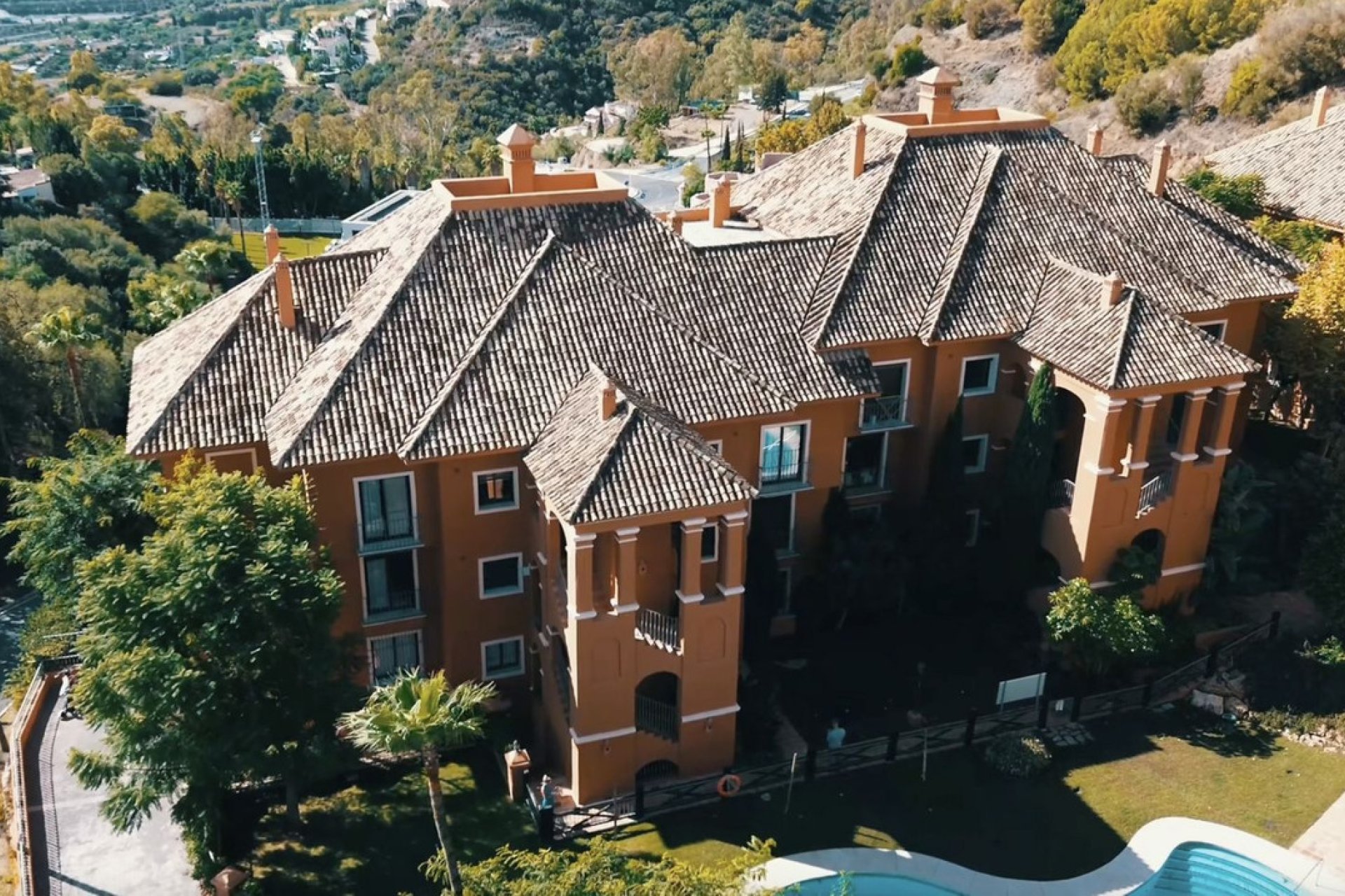 Resale - Apartment - Middle Floor Apartment - Benahavís - Monte Halcones