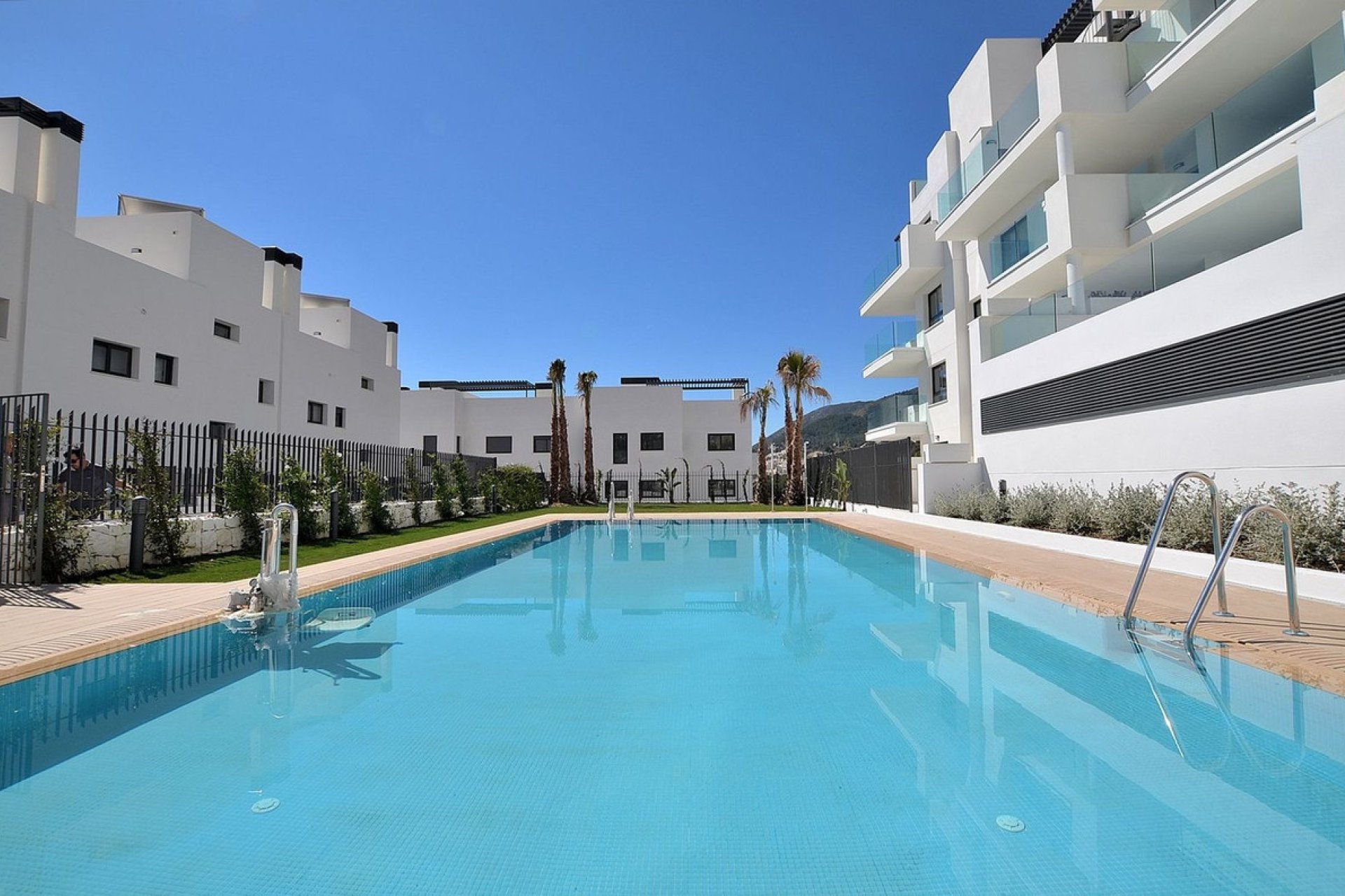 Resale - Apartment - Middle Floor Apartment - Benalmádena - Arroyo de la Miel