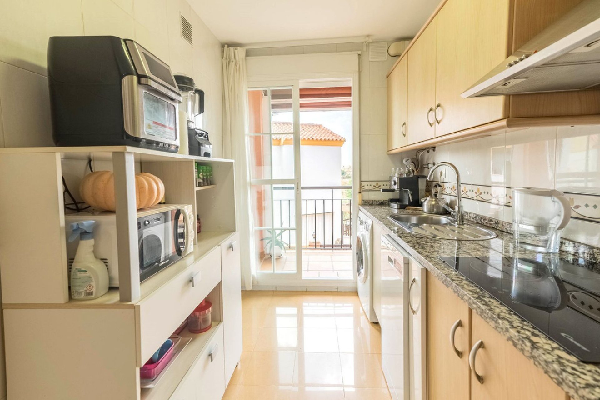 Resale - Apartment - Middle Floor Apartment - Benalmádena - Benalmadena Centro