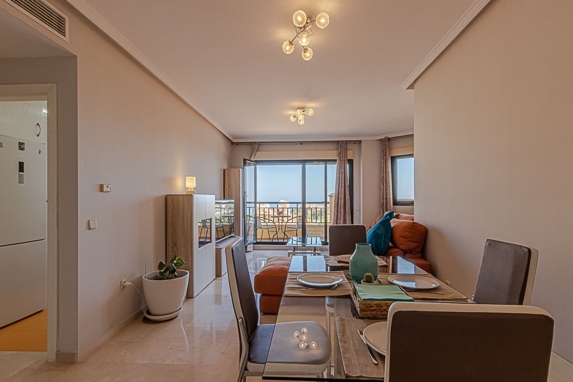 Resale - Apartment - Middle Floor Apartment - Benalmádena - Benalmadena Centro