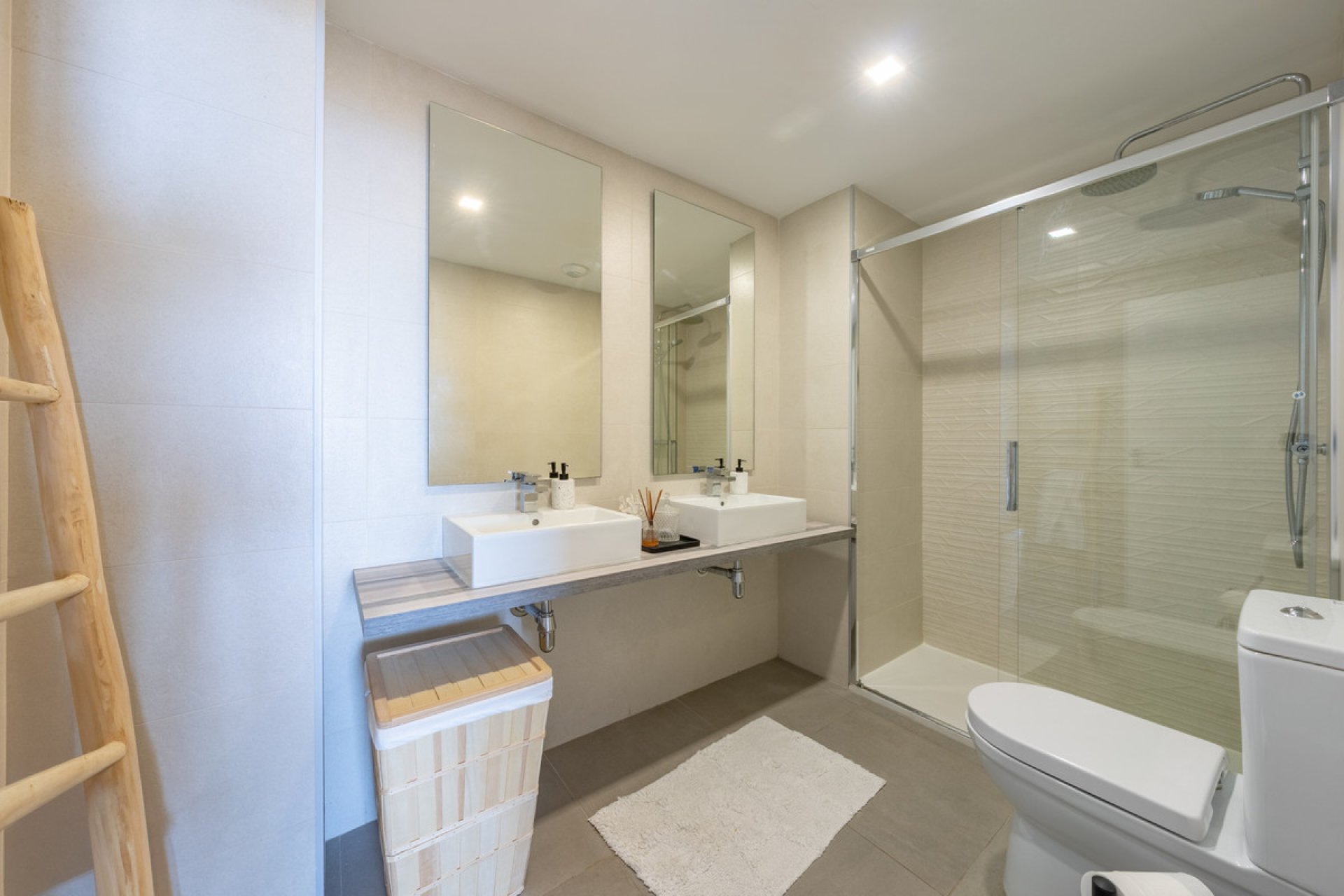 Resale - Apartment - Middle Floor Apartment - Benalmádena - Benalmadena Centro