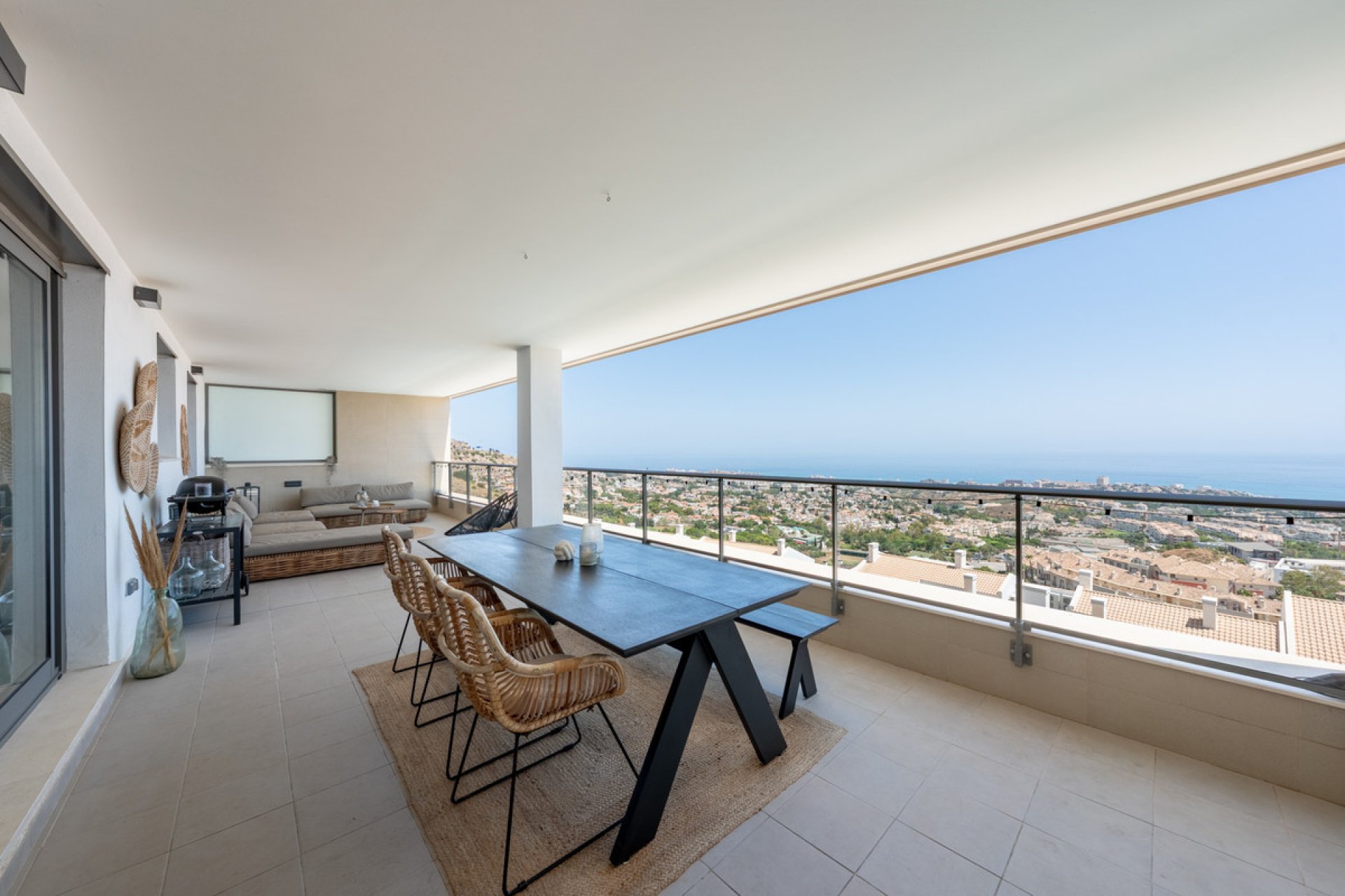 Resale - Apartment - Middle Floor Apartment - Benalmádena - Benalmadena Centro