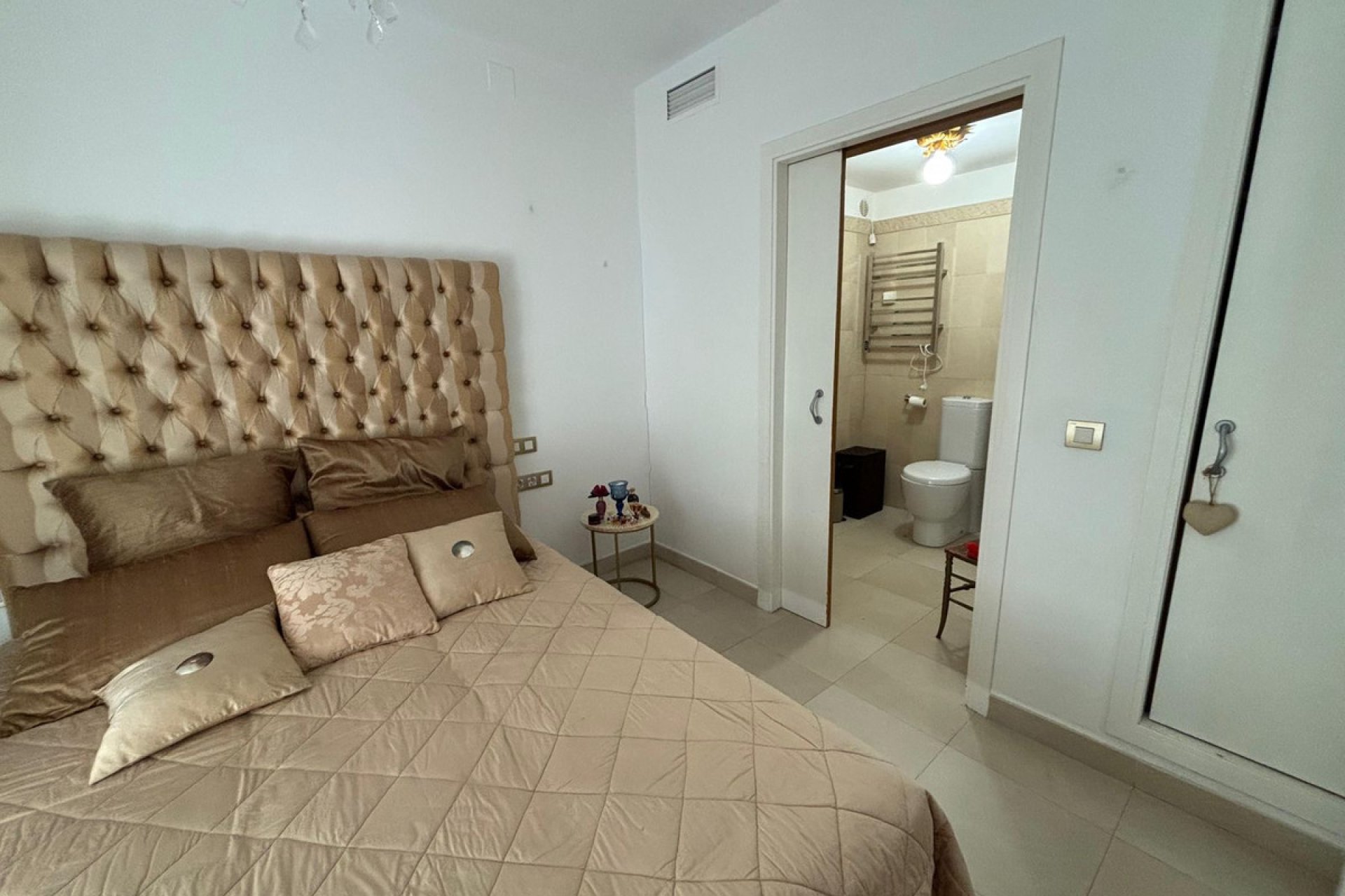 Resale - Apartment - Middle Floor Apartment - Benalmádena - Benalmadena Centro