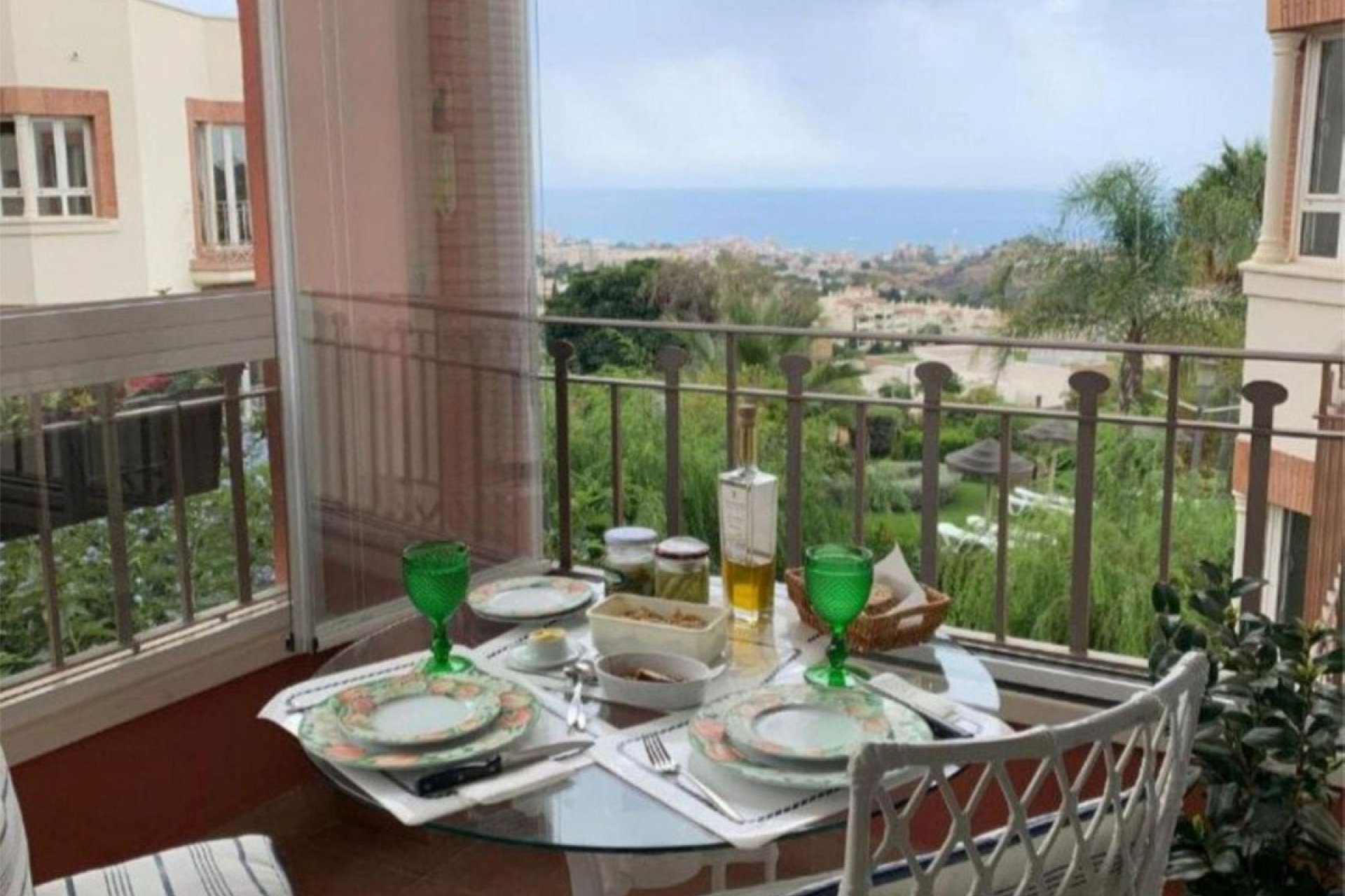 Resale - Apartment - Middle Floor Apartment - Benalmádena - Benalmadena Centro