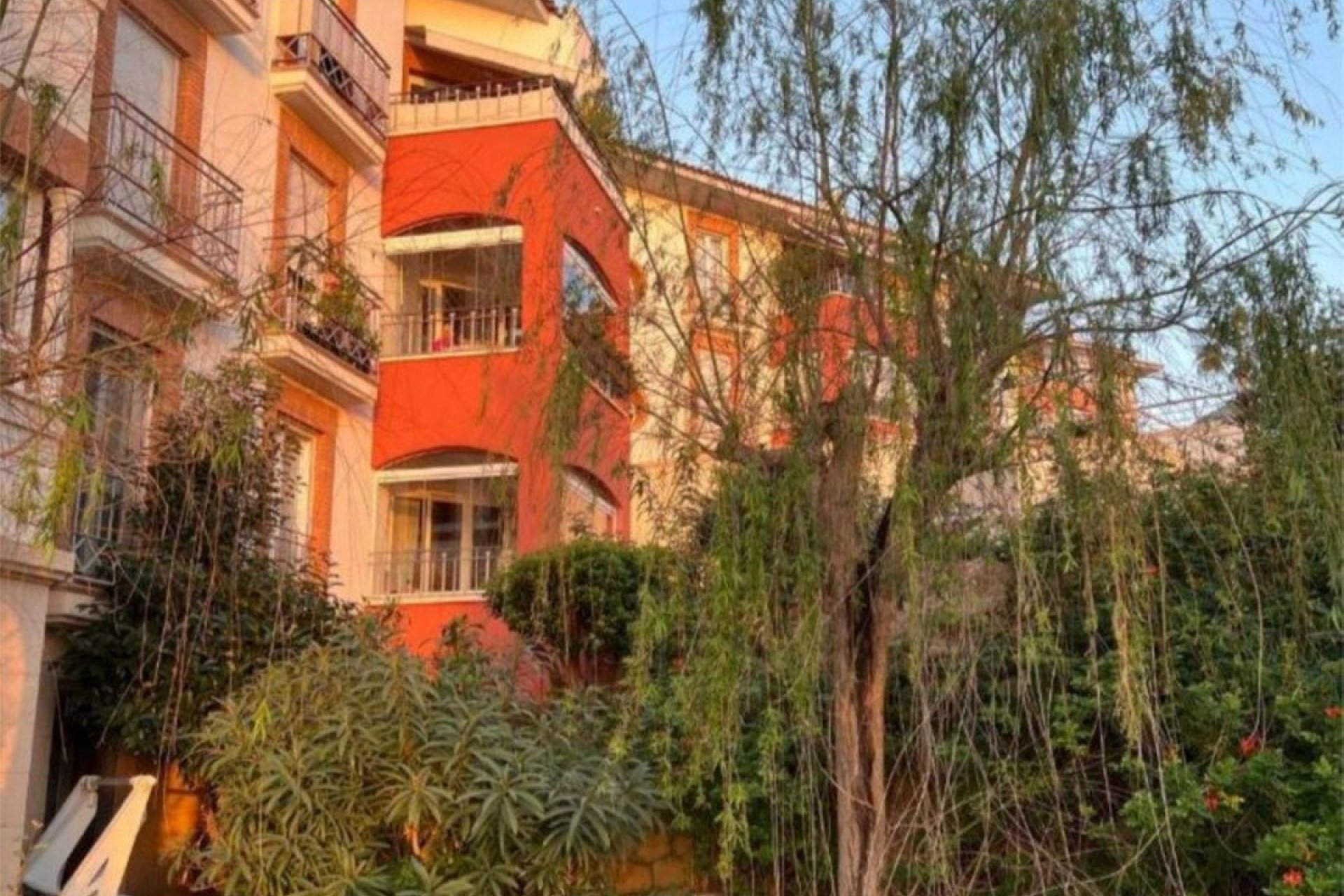 Resale - Apartment - Middle Floor Apartment - Benalmádena - Benalmadena Centro