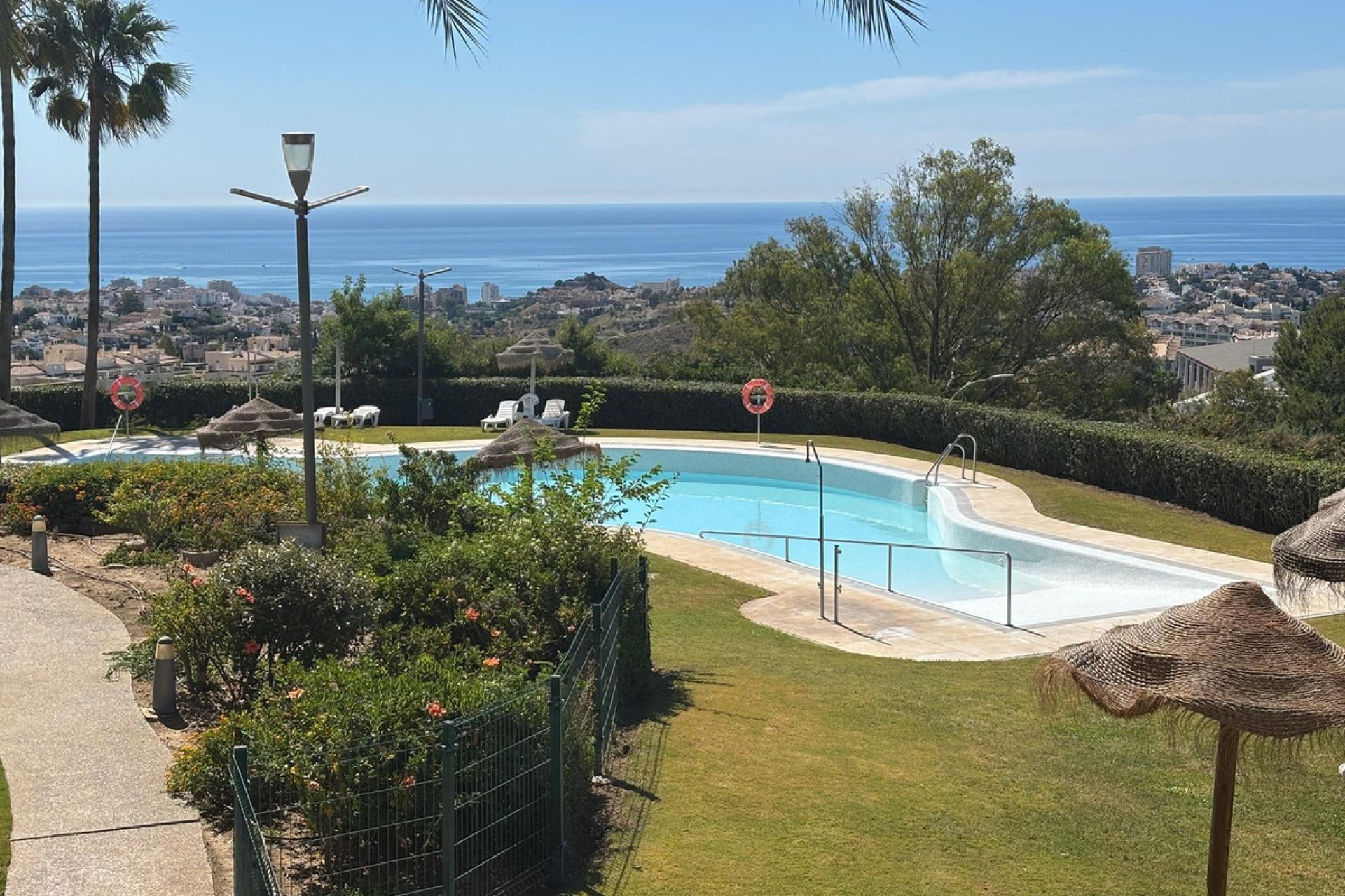 Resale - Apartment - Middle Floor Apartment - Benalmádena - Benalmadena Centro