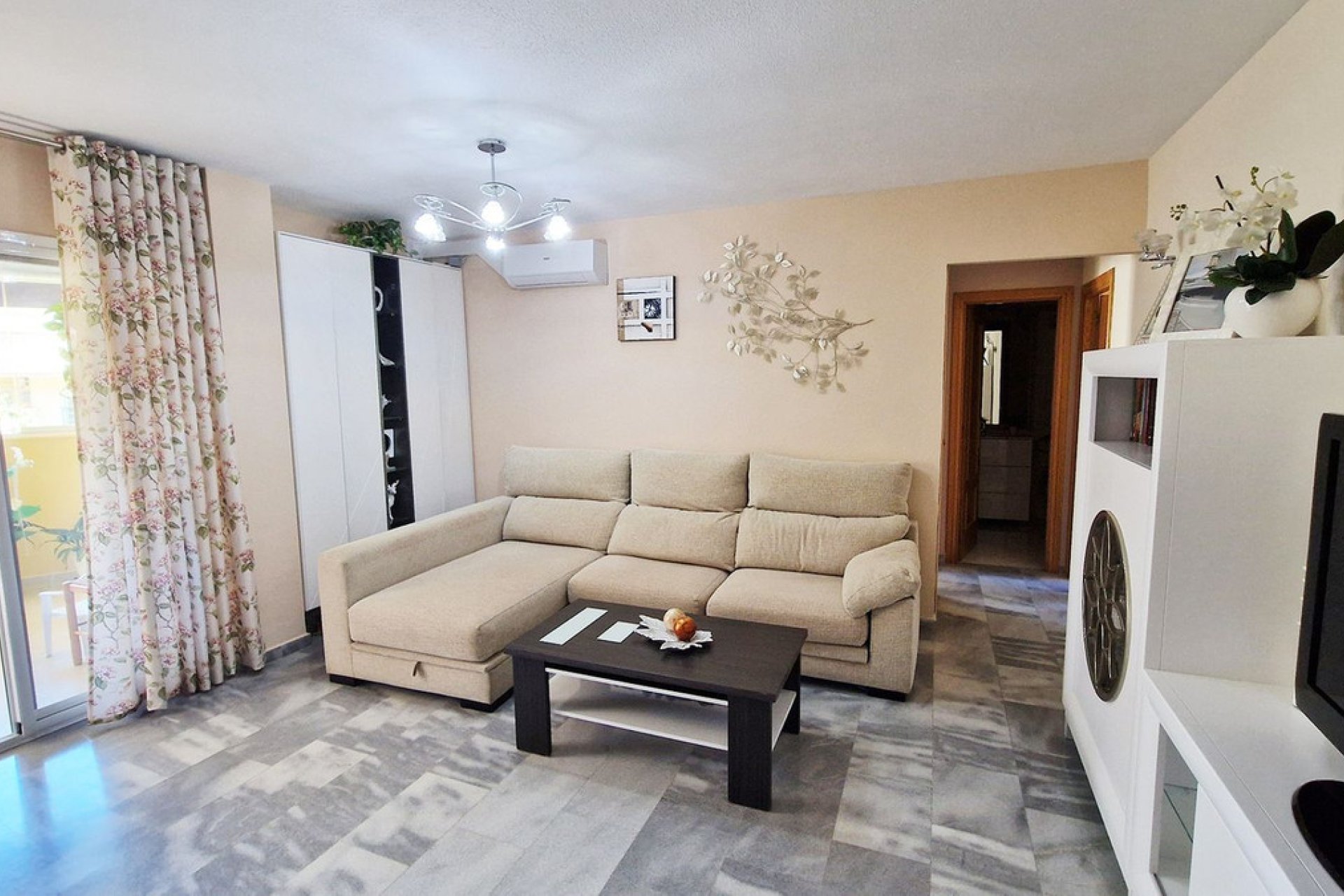 Resale - Apartment - Middle Floor Apartment - Benalmádena - Benalmadena Centro