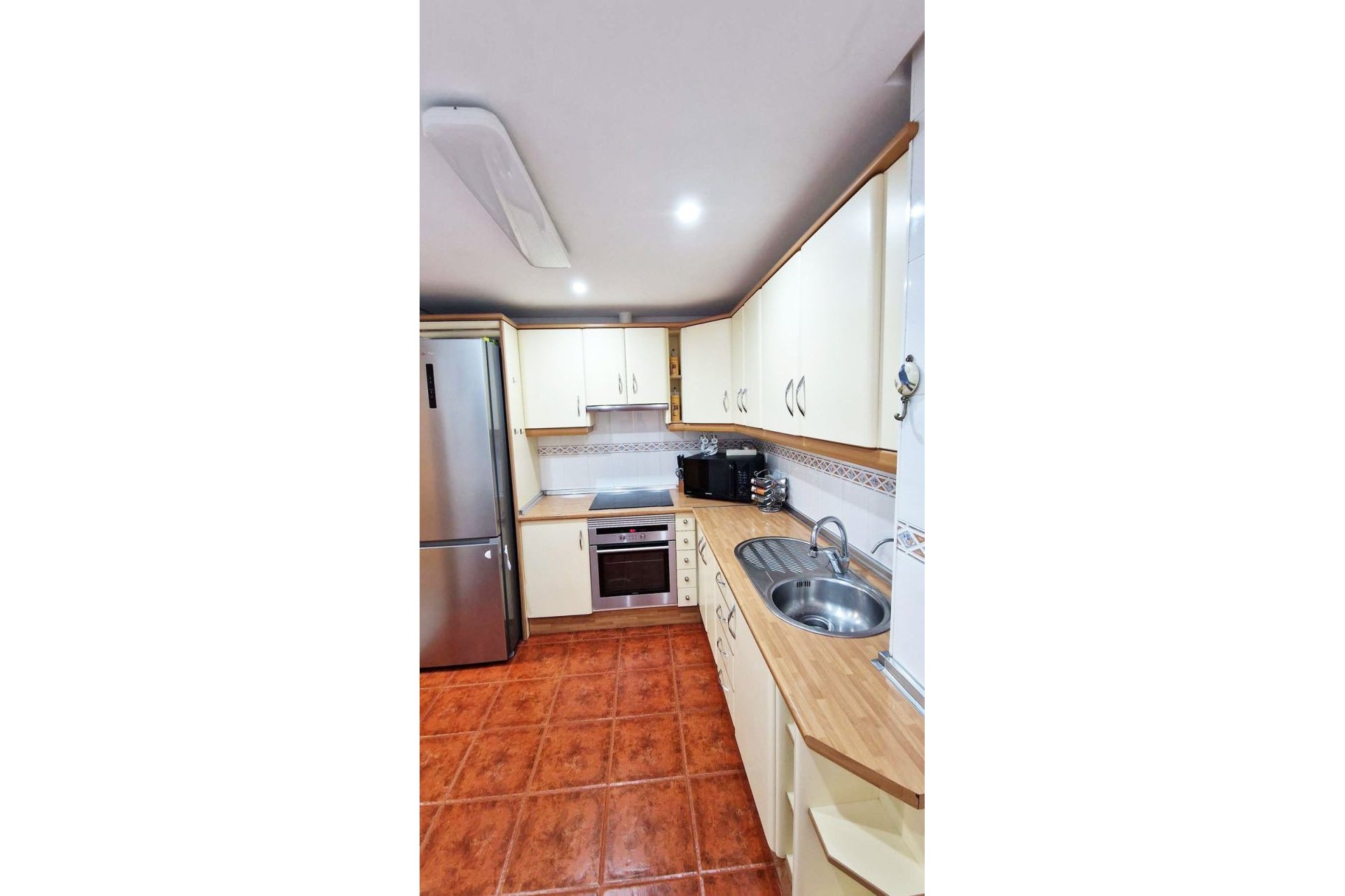 Resale - Apartment - Middle Floor Apartment - Benalmádena - Benalmadena Centro